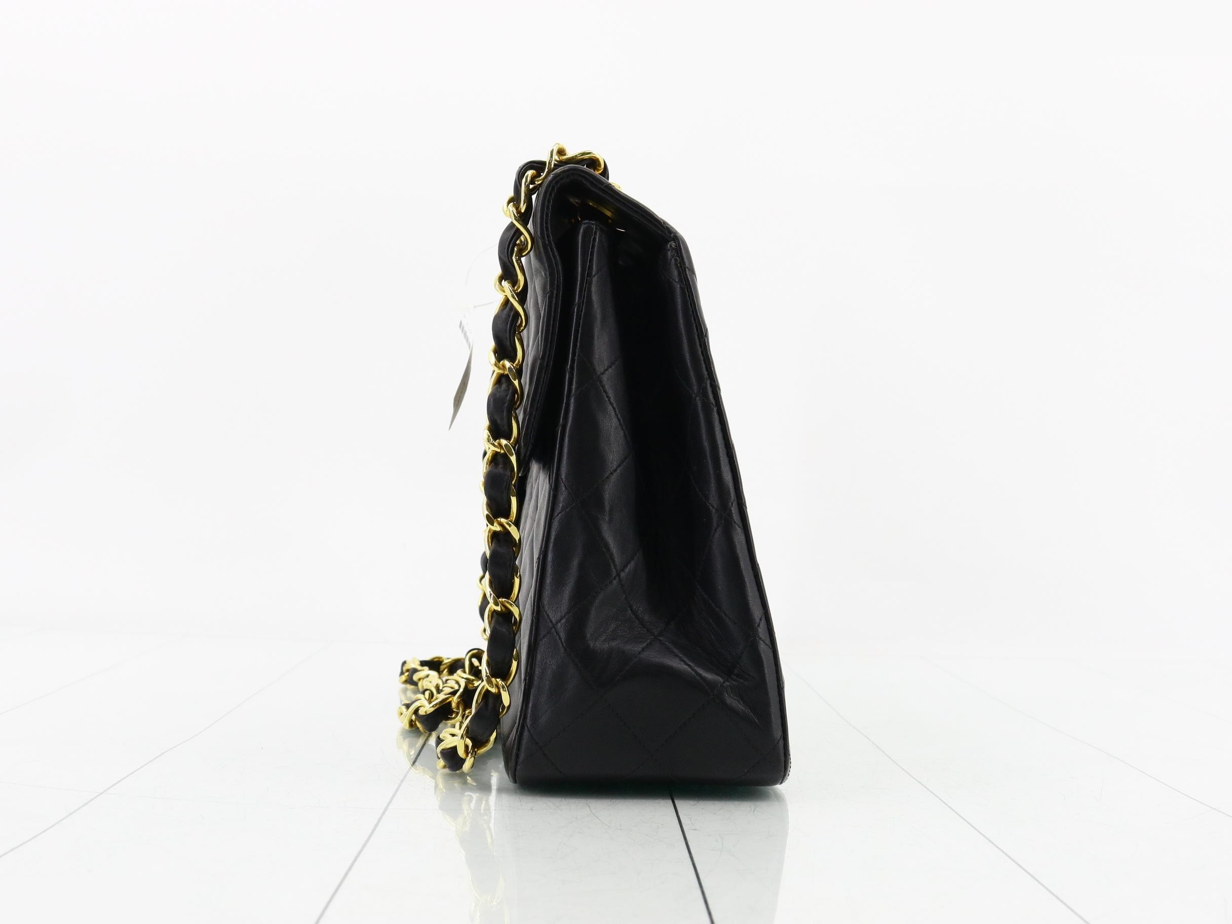 Matelassé (bag) - Shoulder bag — view 3