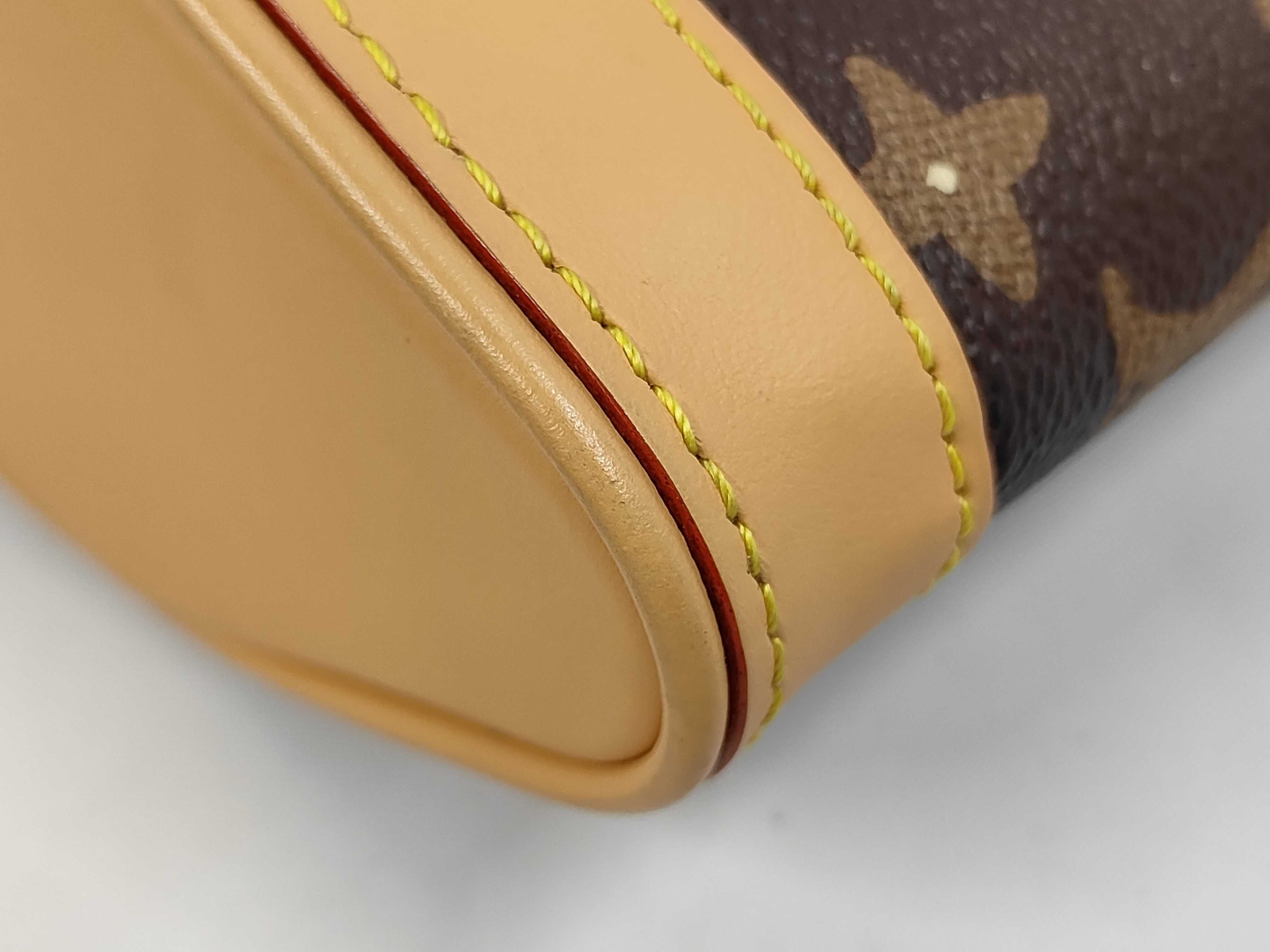 Envelope Shoulder Bag — view 4