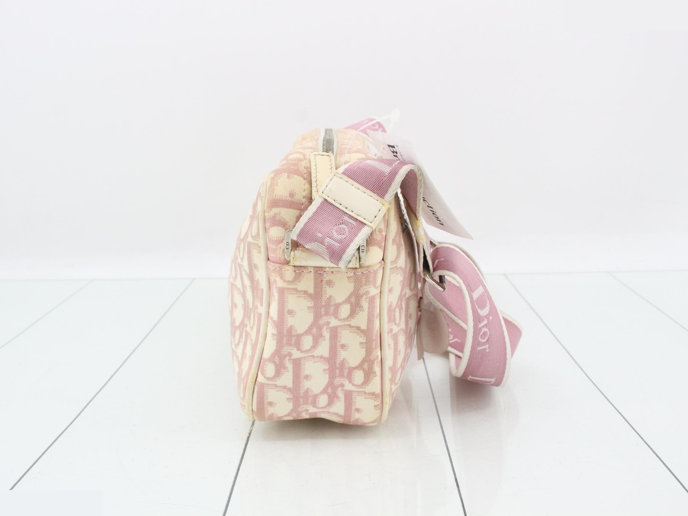 Trotter (bag) - Handbag - Pink - Girly Line — view 4