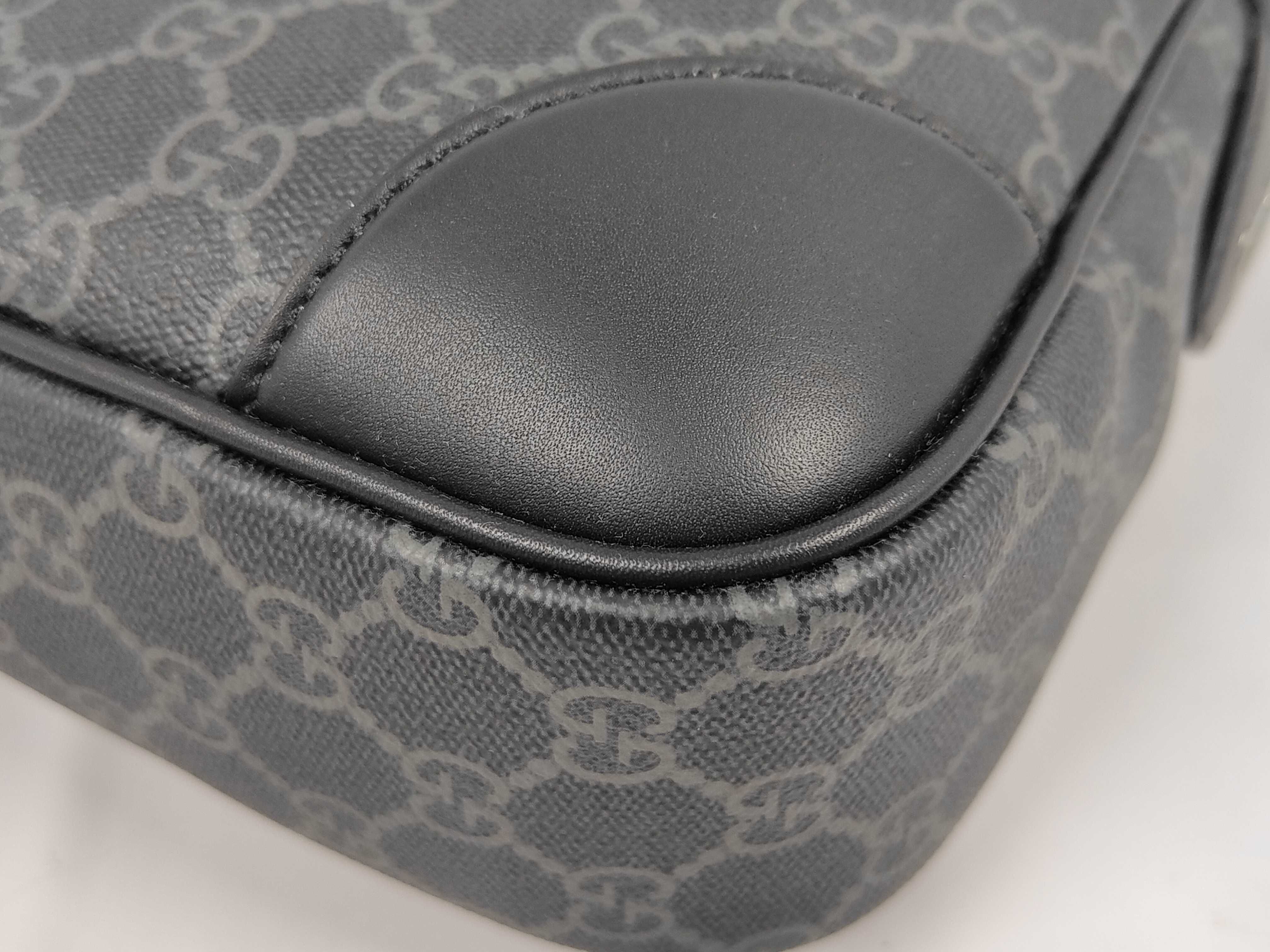 Unused Briefcase GG Supreme with Strap Bag — view 3