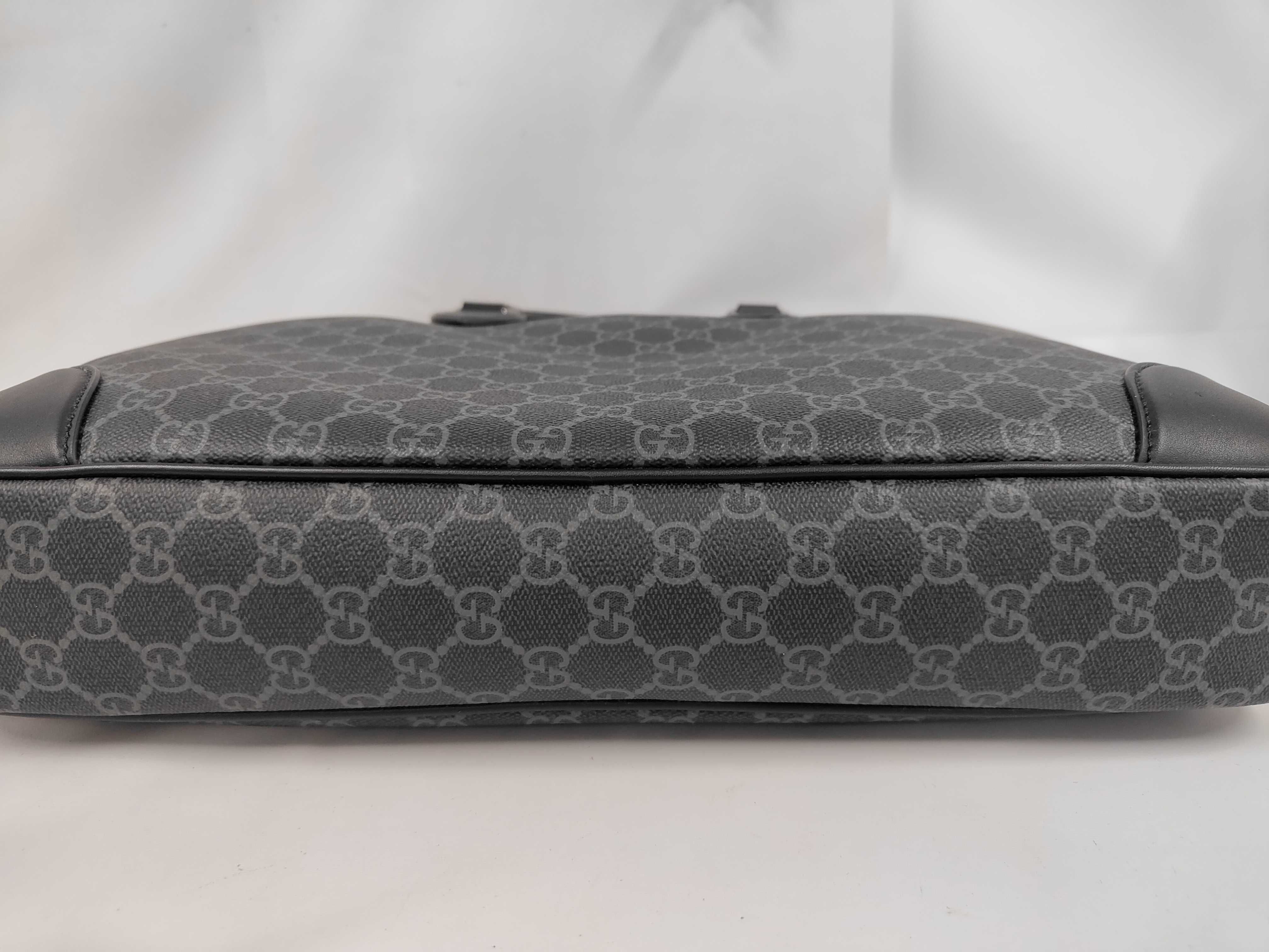 Unused Briefcase GG Supreme with Strap Bag — view 4
