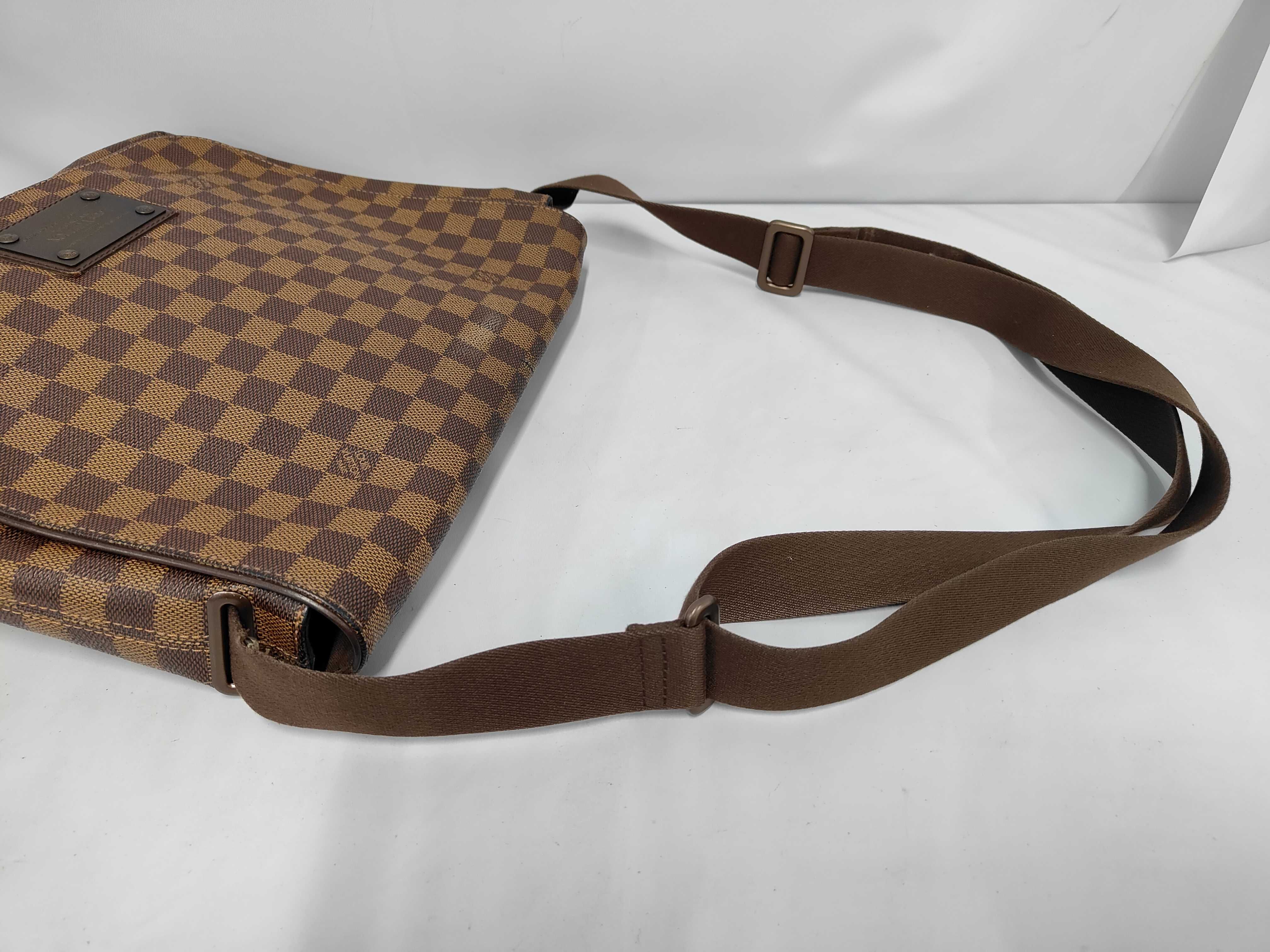 LV Damier Brooklyn Bag — view 5
