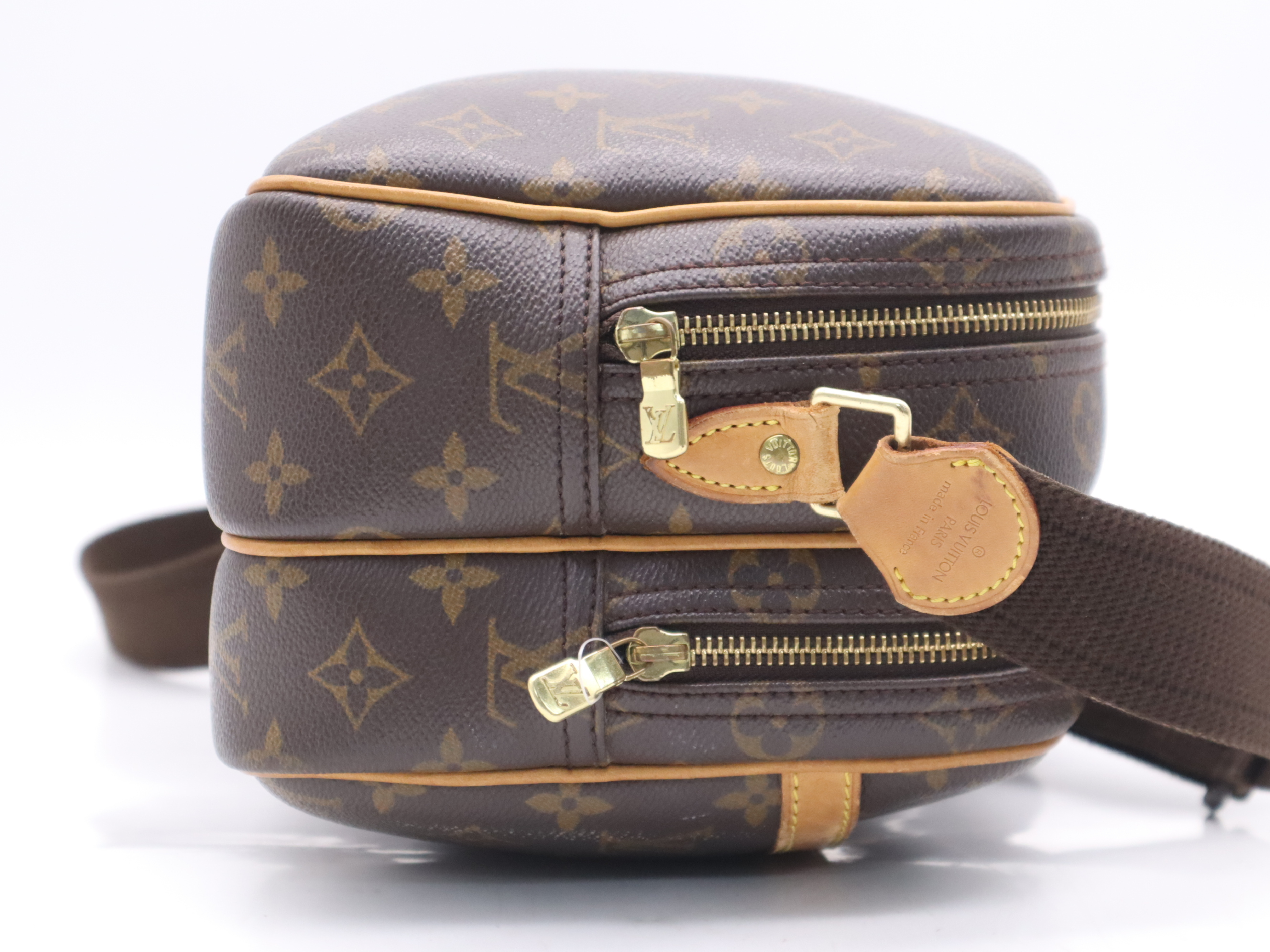 M45254 Monogram Reporter PM Shoulder Bag — view 5