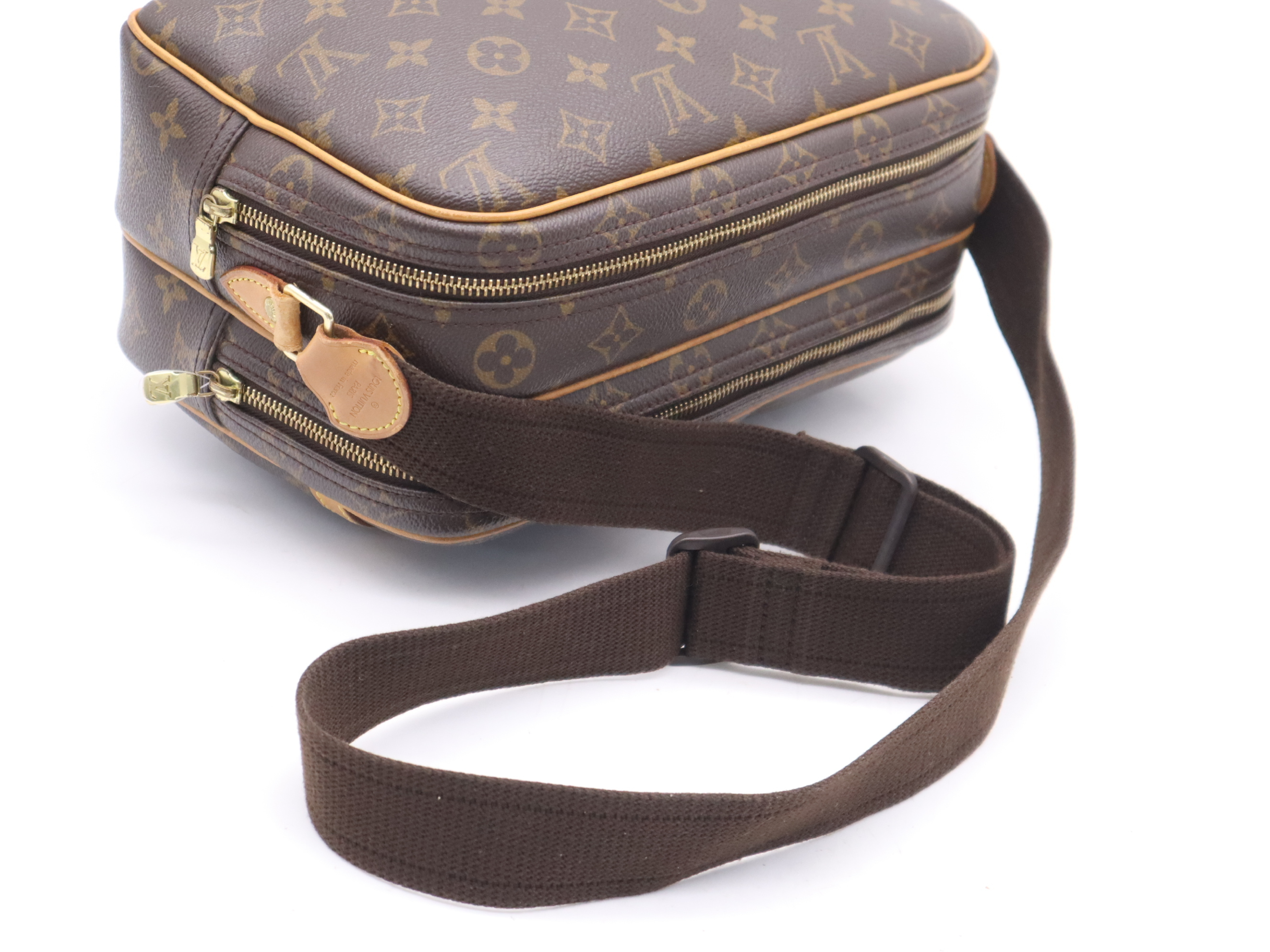 M45254 Monogram Reporter PM Shoulder Bag — view 6