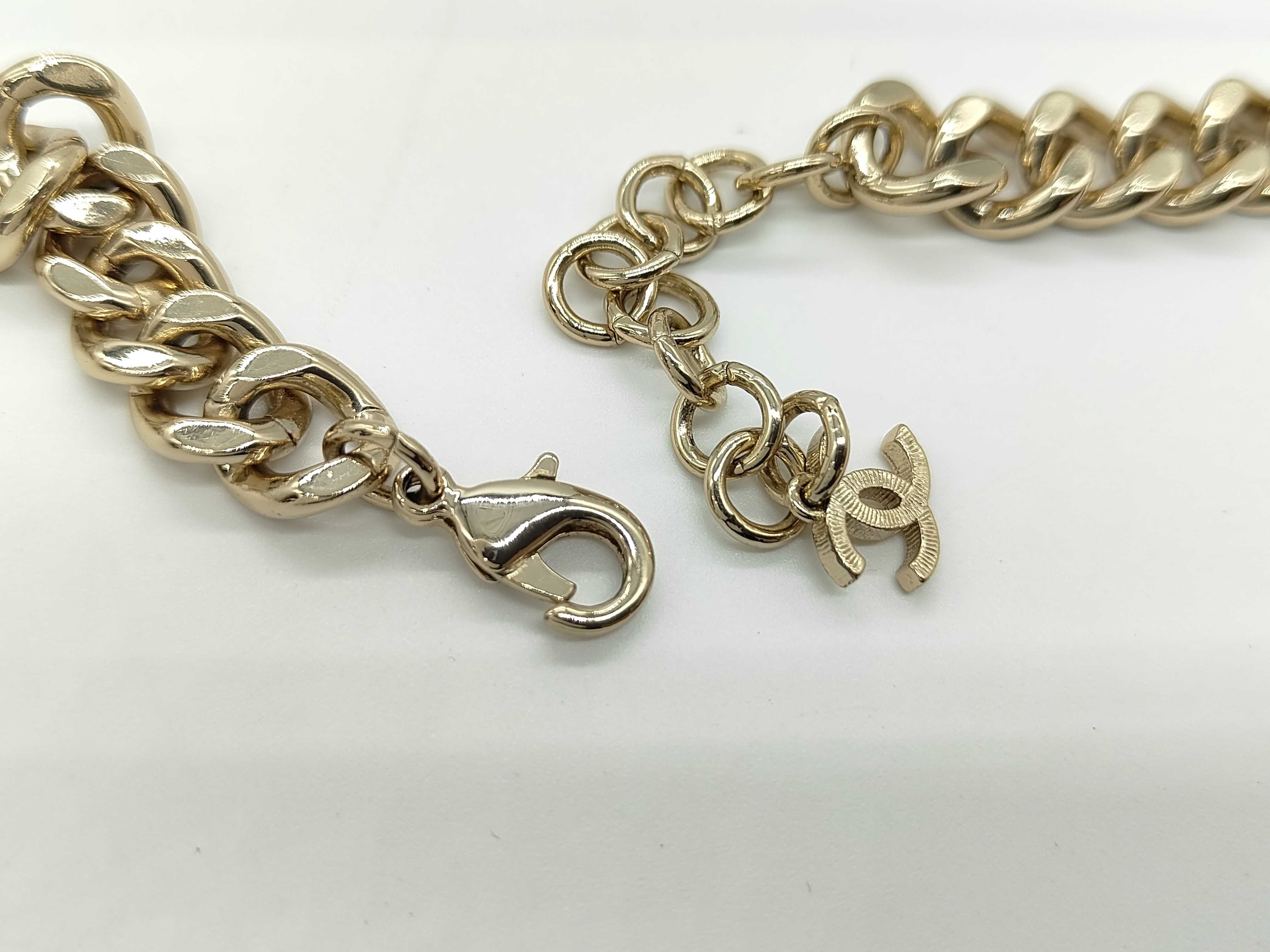Plate Necklace Rhinestone Coco Mark Necklace — view 4