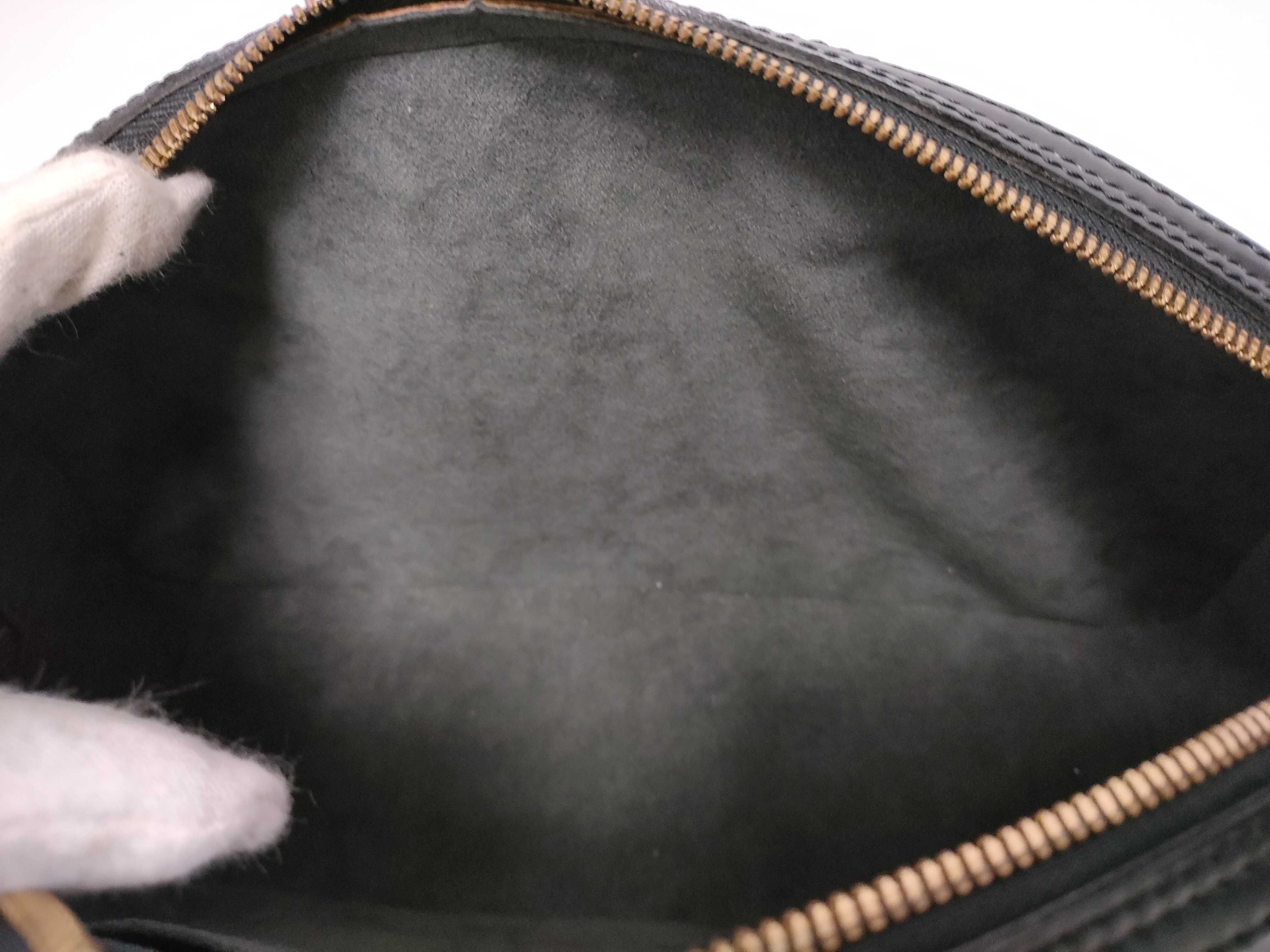Epi Leather Jasmine M52782 TH0908 Black Shoulder Bag — view 13