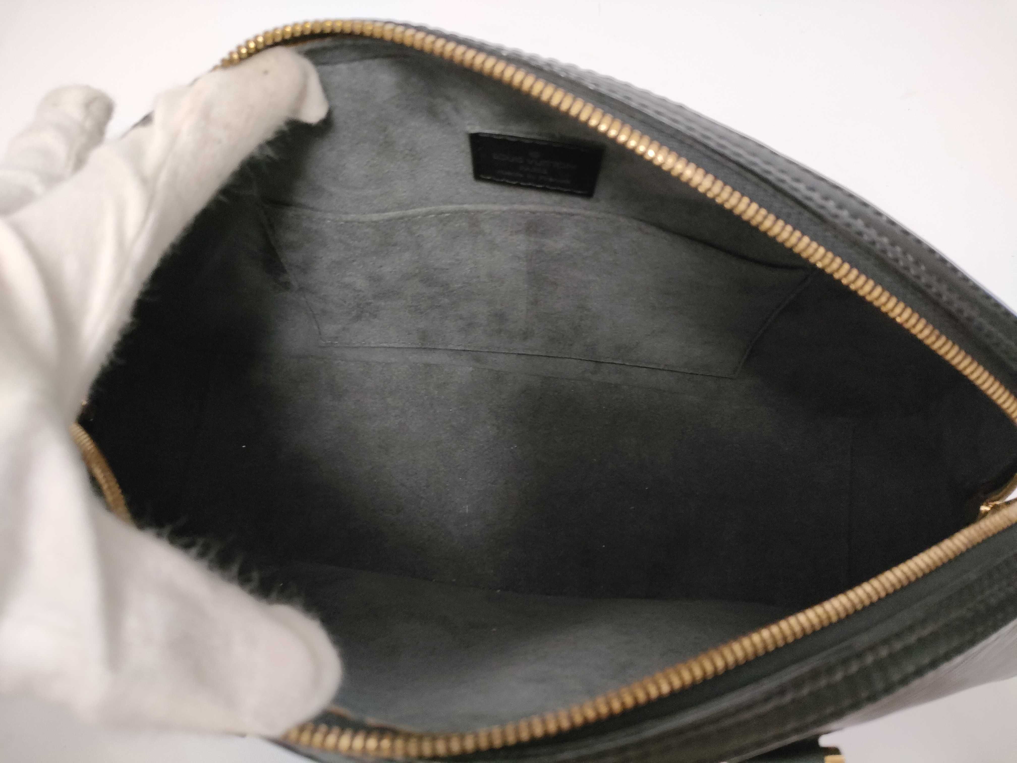 Epi Leather Jasmine M52782 TH0908 Black Shoulder Bag — view 9
