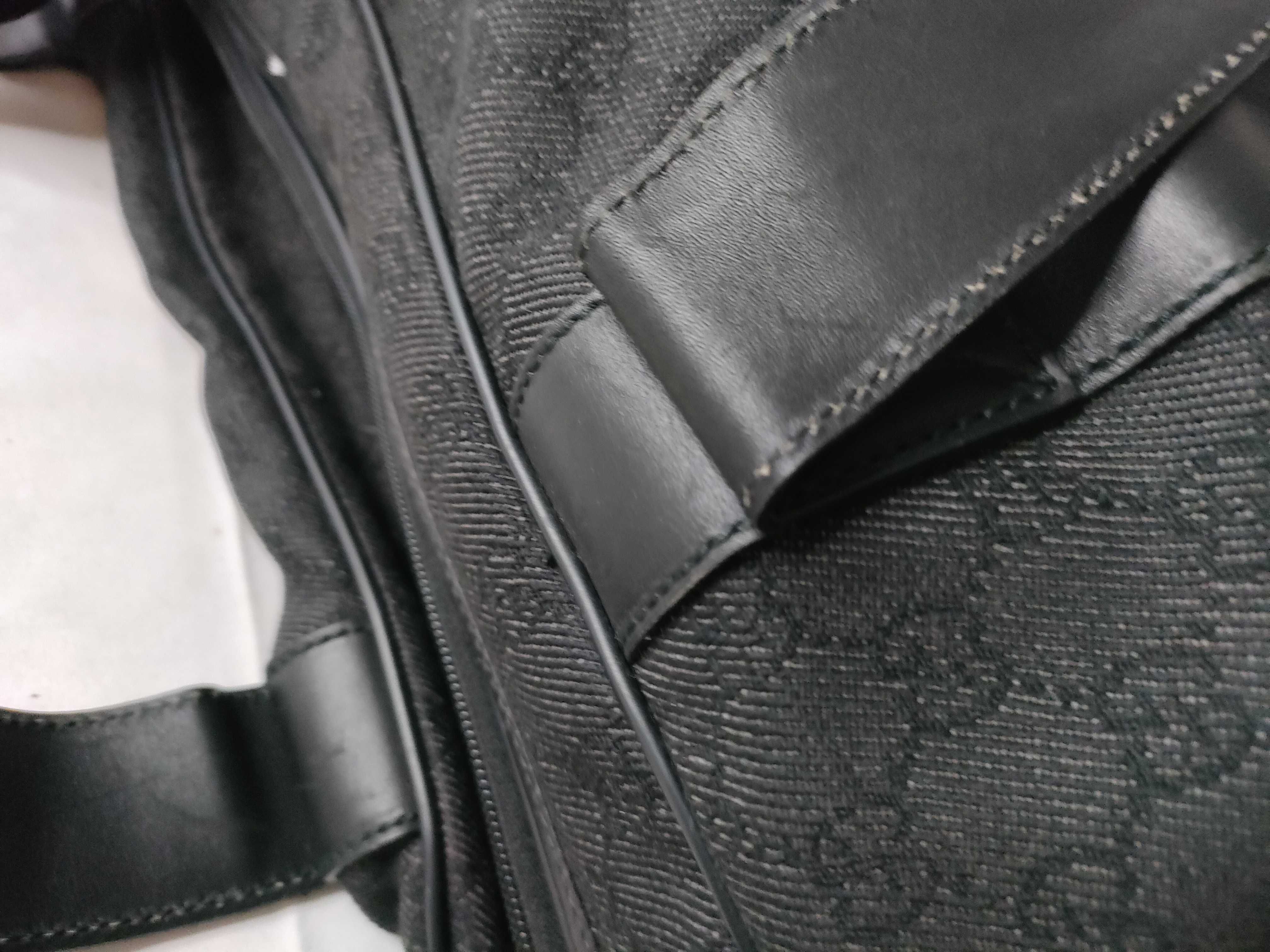 GG Canvas Boston Bag 112270 — view 8