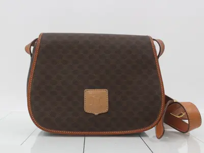 Other lines: Bags and shoulder bags