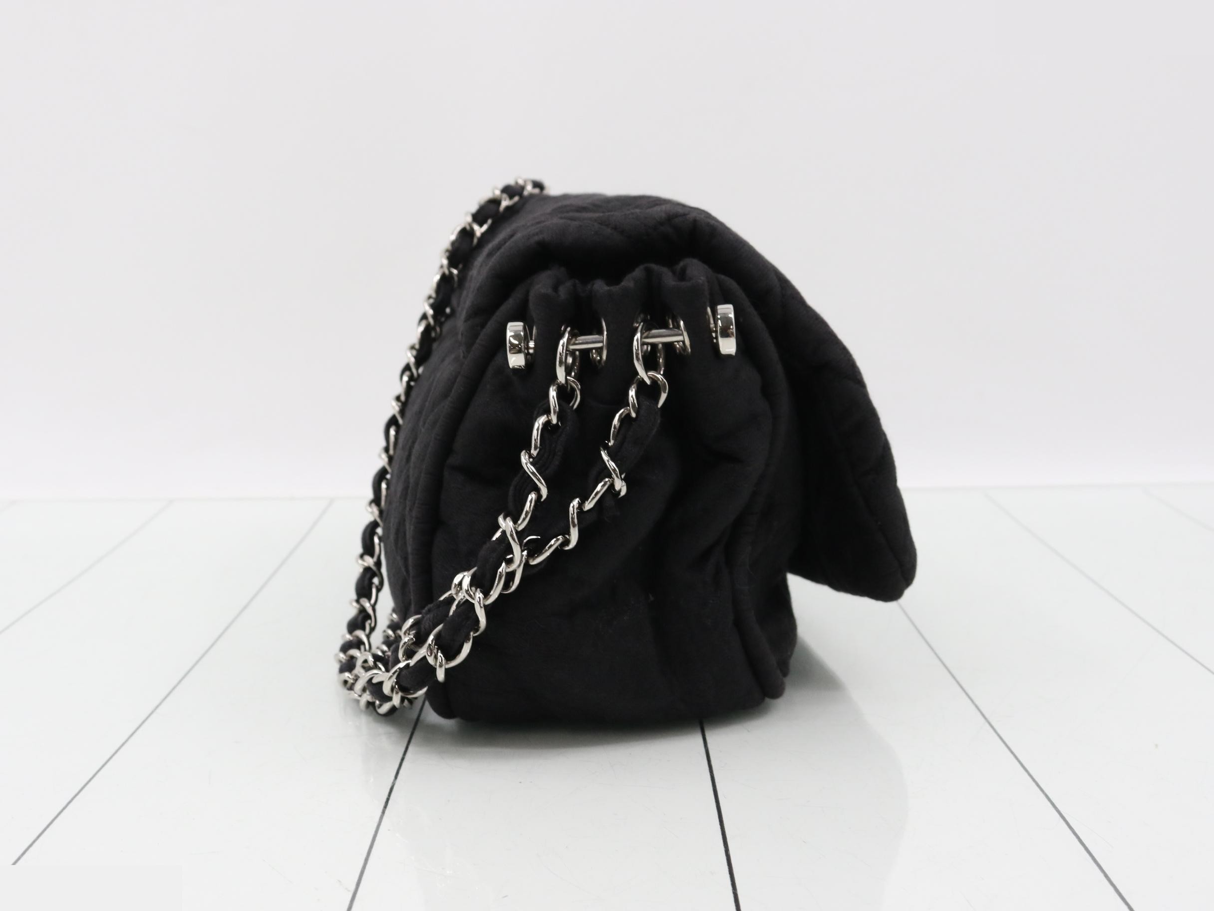 Bubble quilted Chanel Coco mark chain shoulder bag, item number 12. — view 4