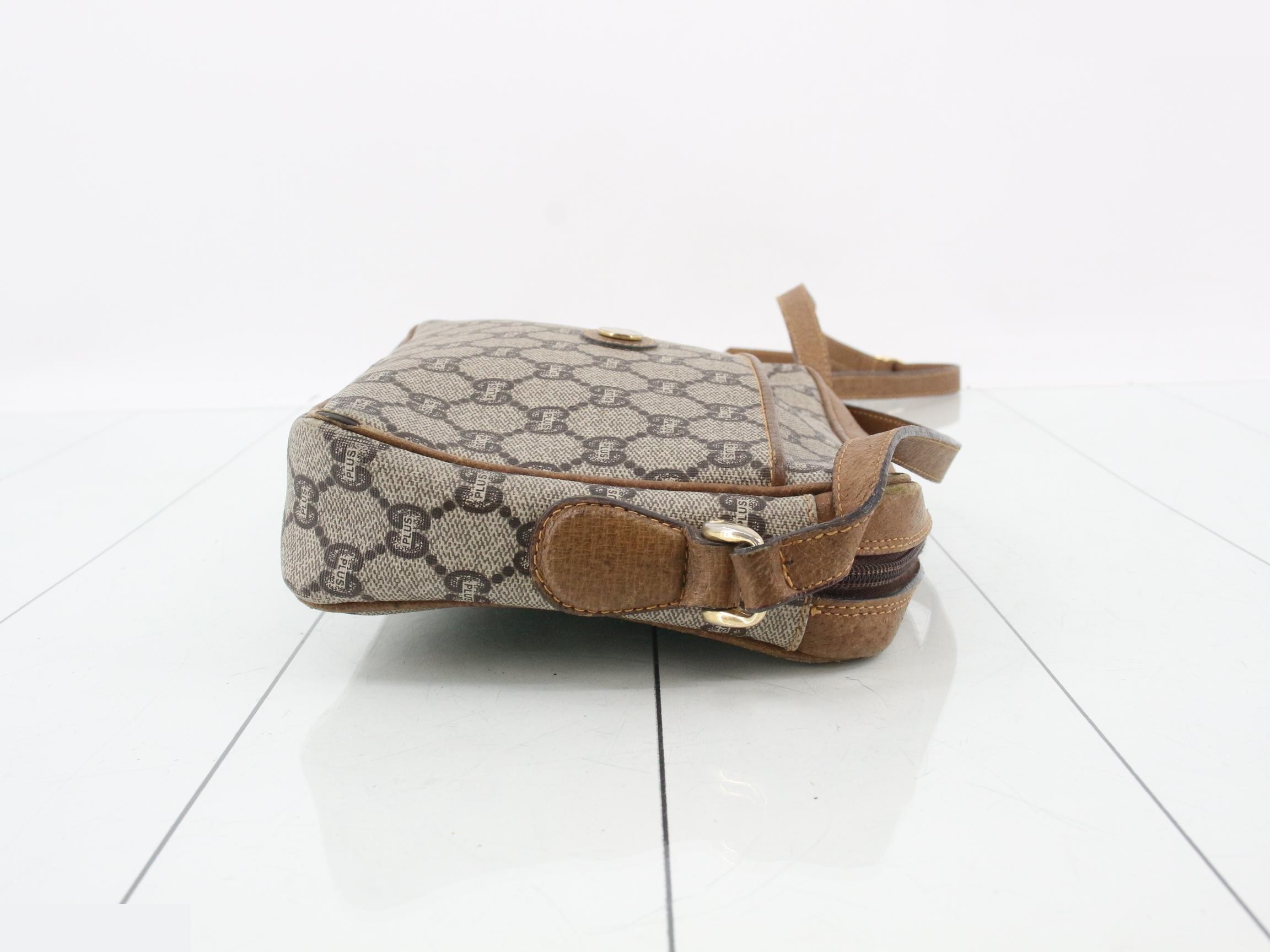 Plus (Bag) - Shoulder Bag, Brown — view 3