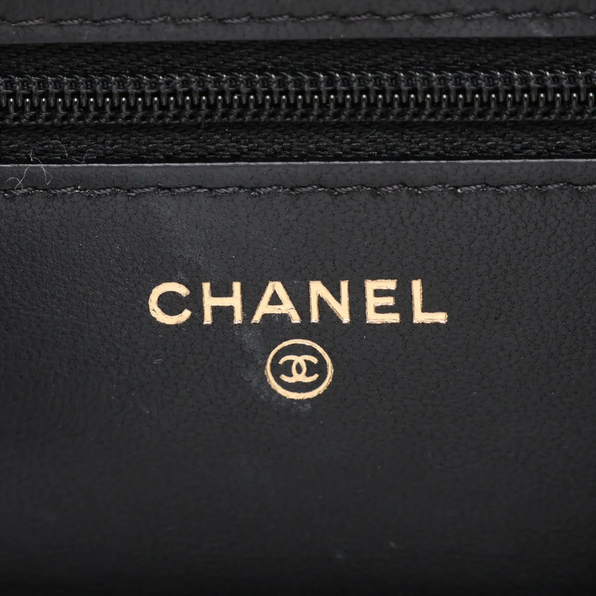 Matelassé Lambskin Chain Wallet, Black with Gold Hardware, AXJ7H8JE, Random Plate — view 11