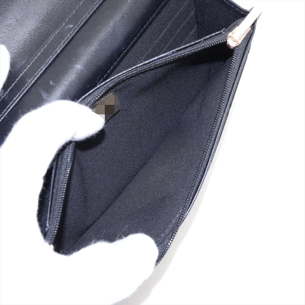 Matelassé Lambskin Chain Wallet, Black with Gold Hardware, AXJ7H8JE, Random Plate — view 8