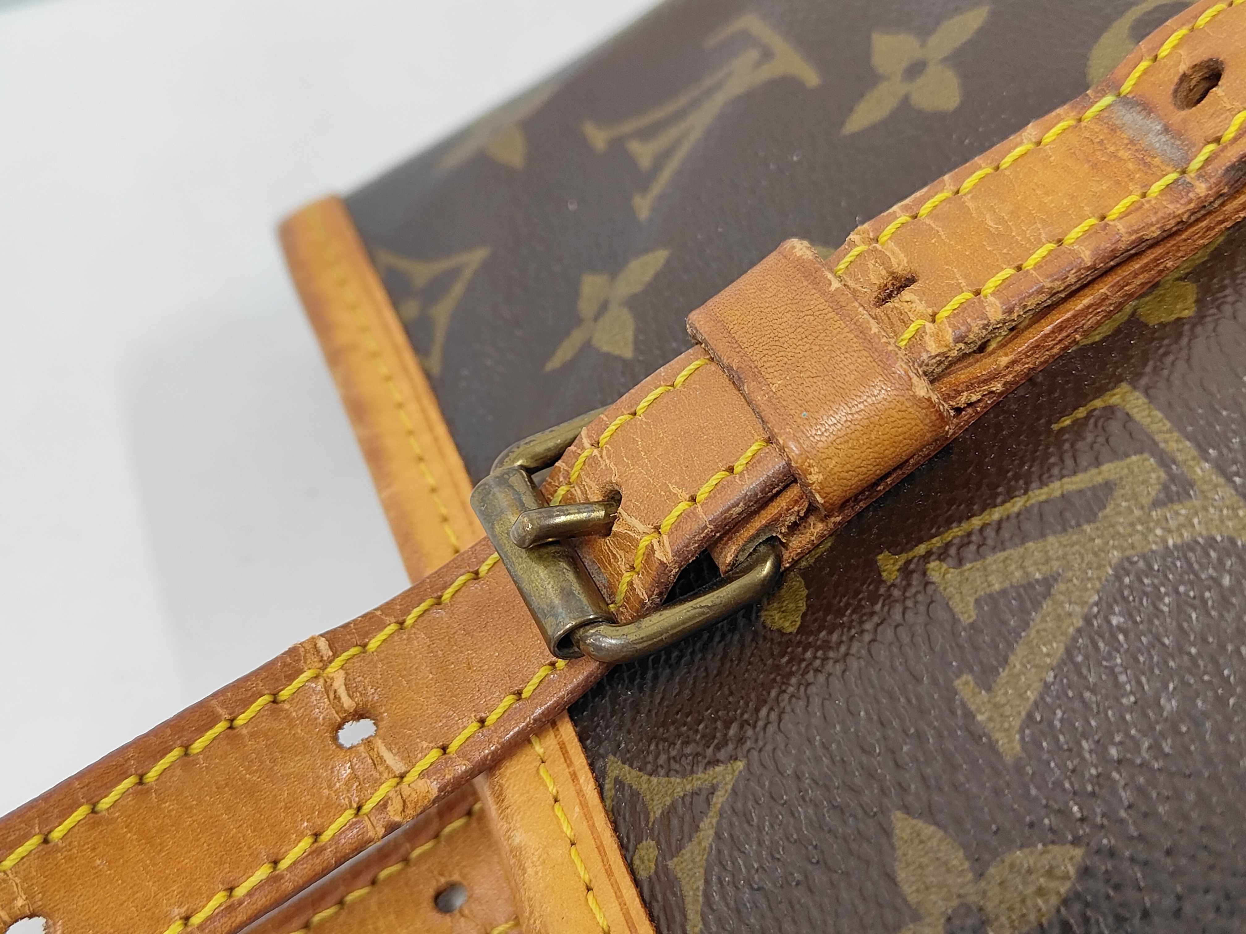 M42236 Monogram Bucket GM Tote Bag — view 6