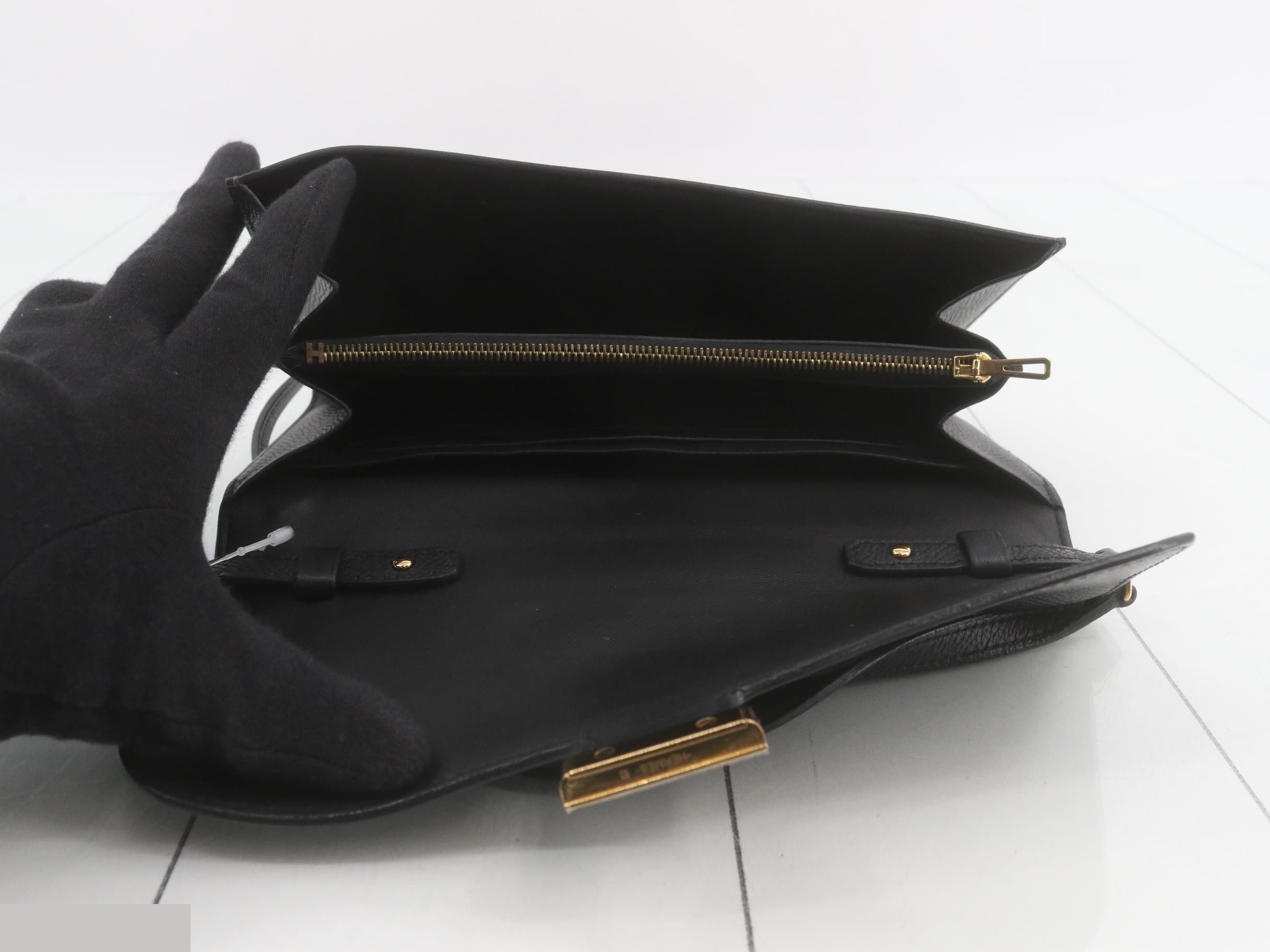 Constance To Go Leather Shoulder Wallet, Y Stamp, Black — view 4