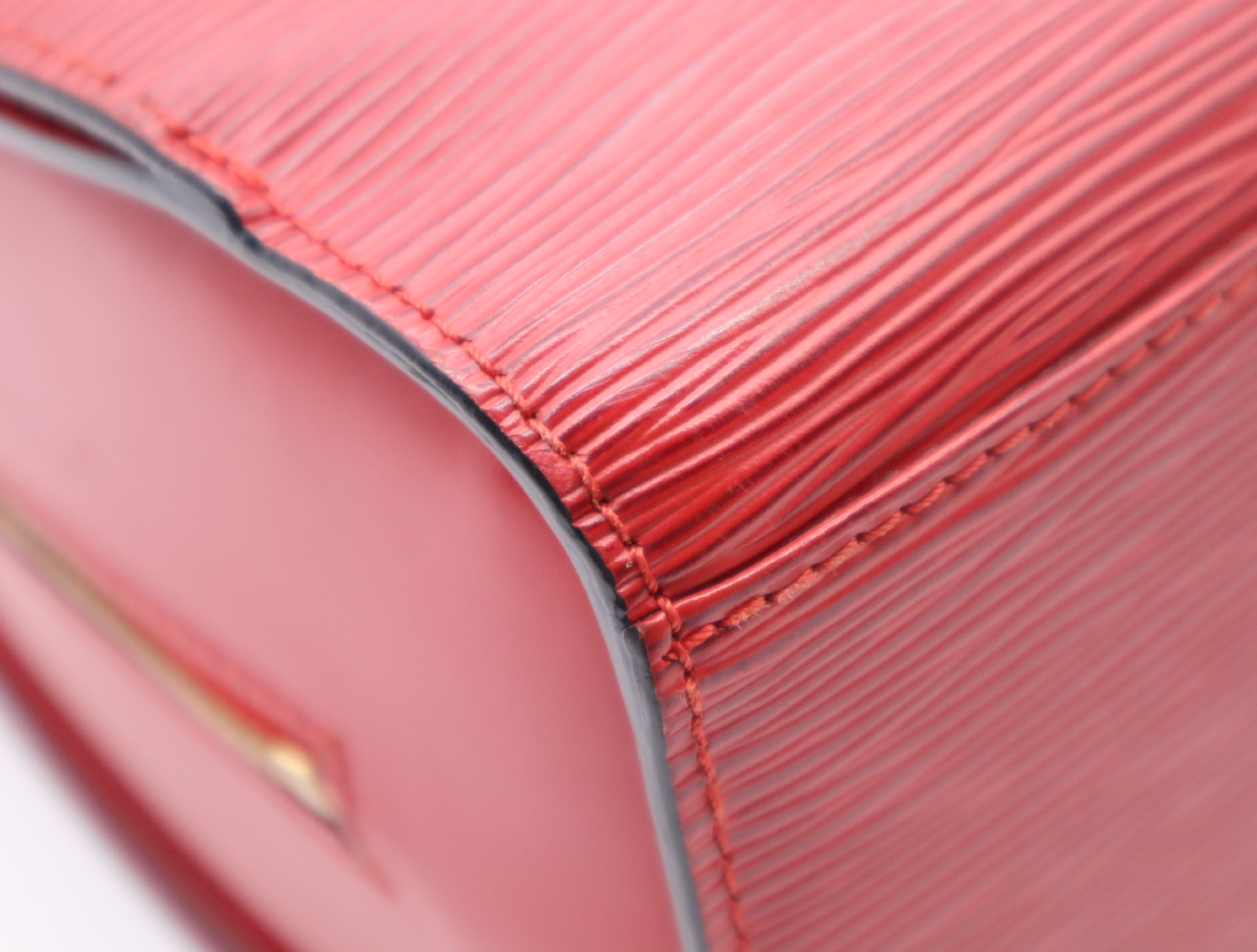 M52057 Epi Pont Neuf Castilian Red Handbag — view 6
