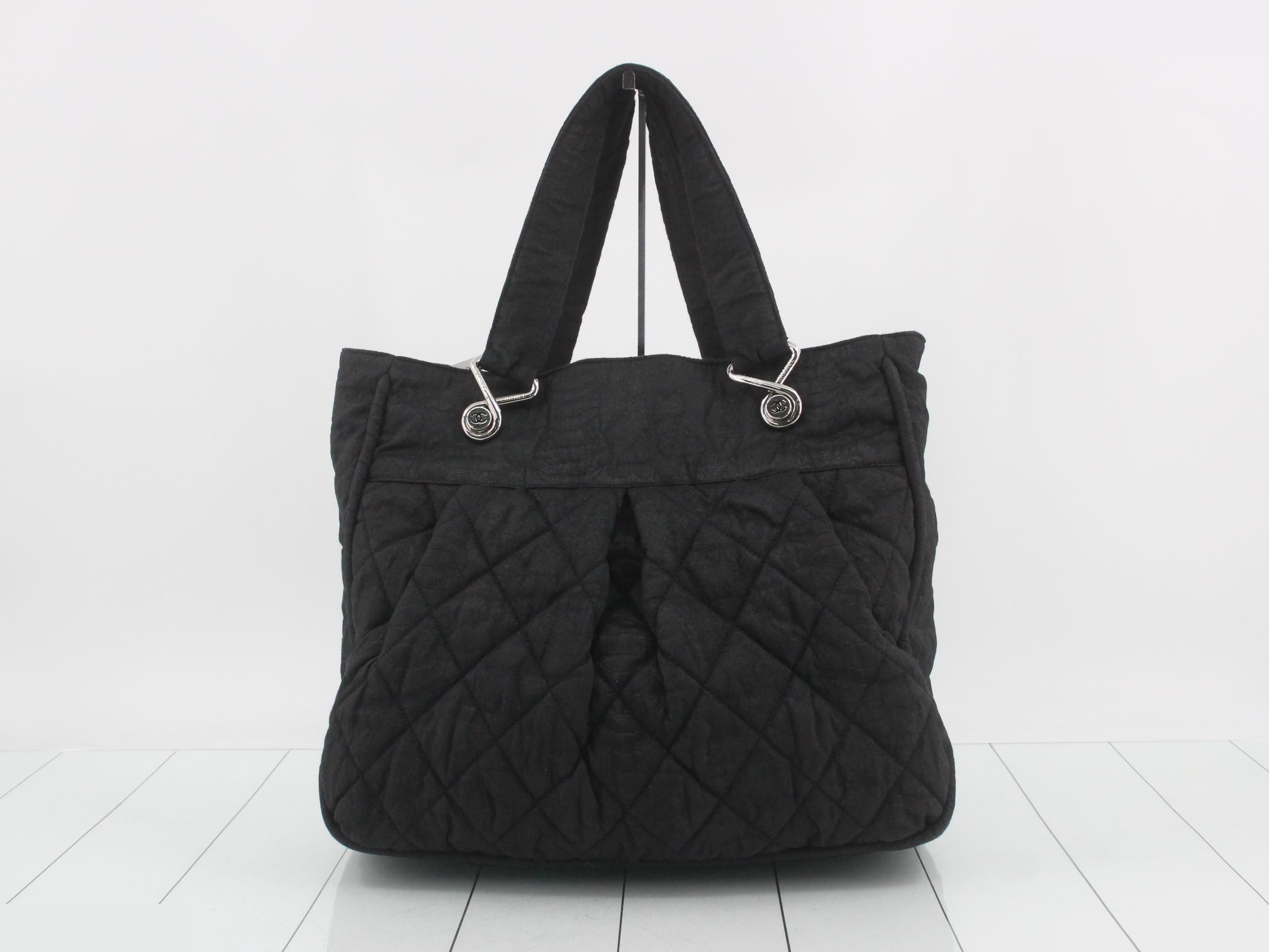 quilted tote bag, black — view 2
