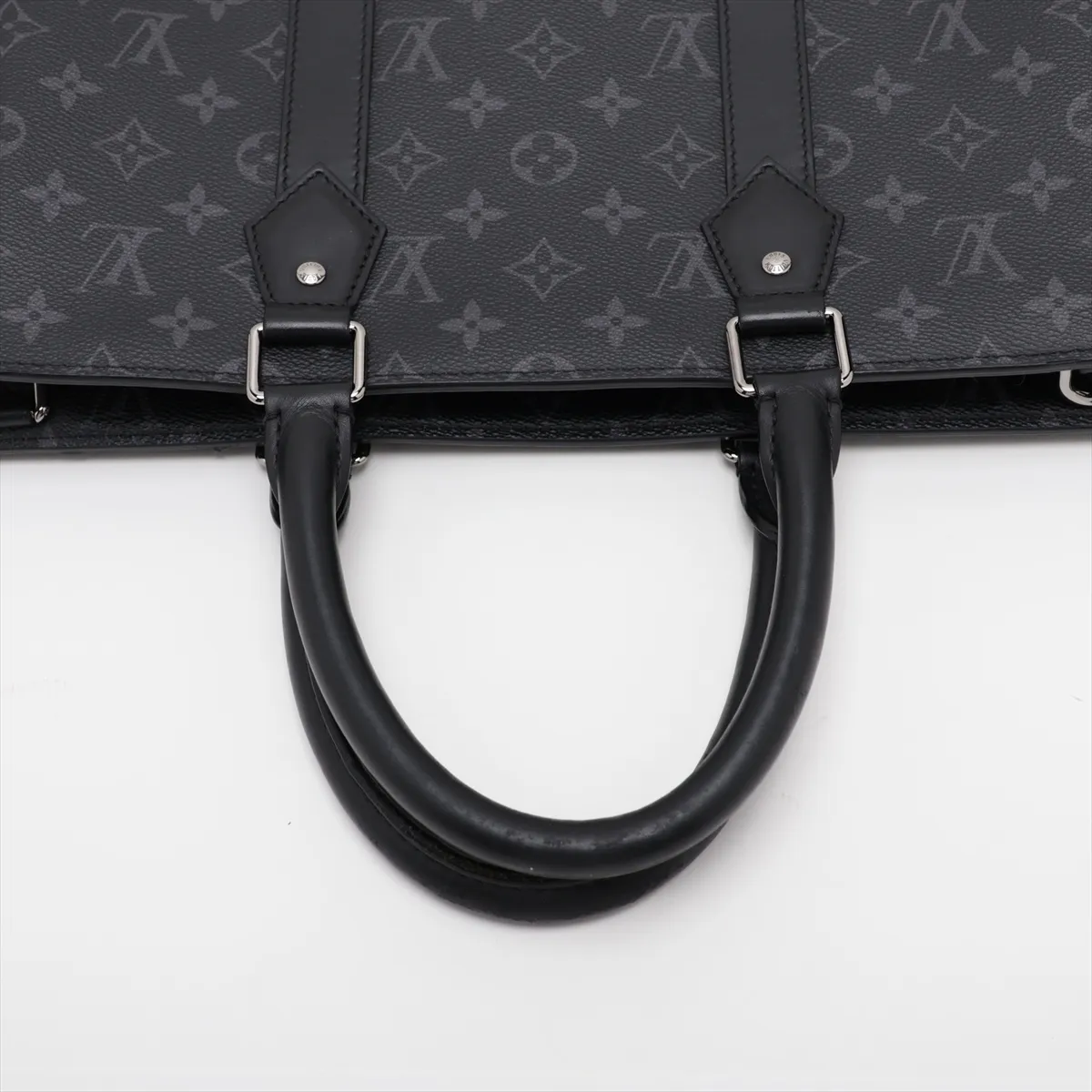 Monogram Eclipse Sac Plat Horizontal Zip M11742 (Serial Number Unknown) Black (Other Model Strap) — view 5