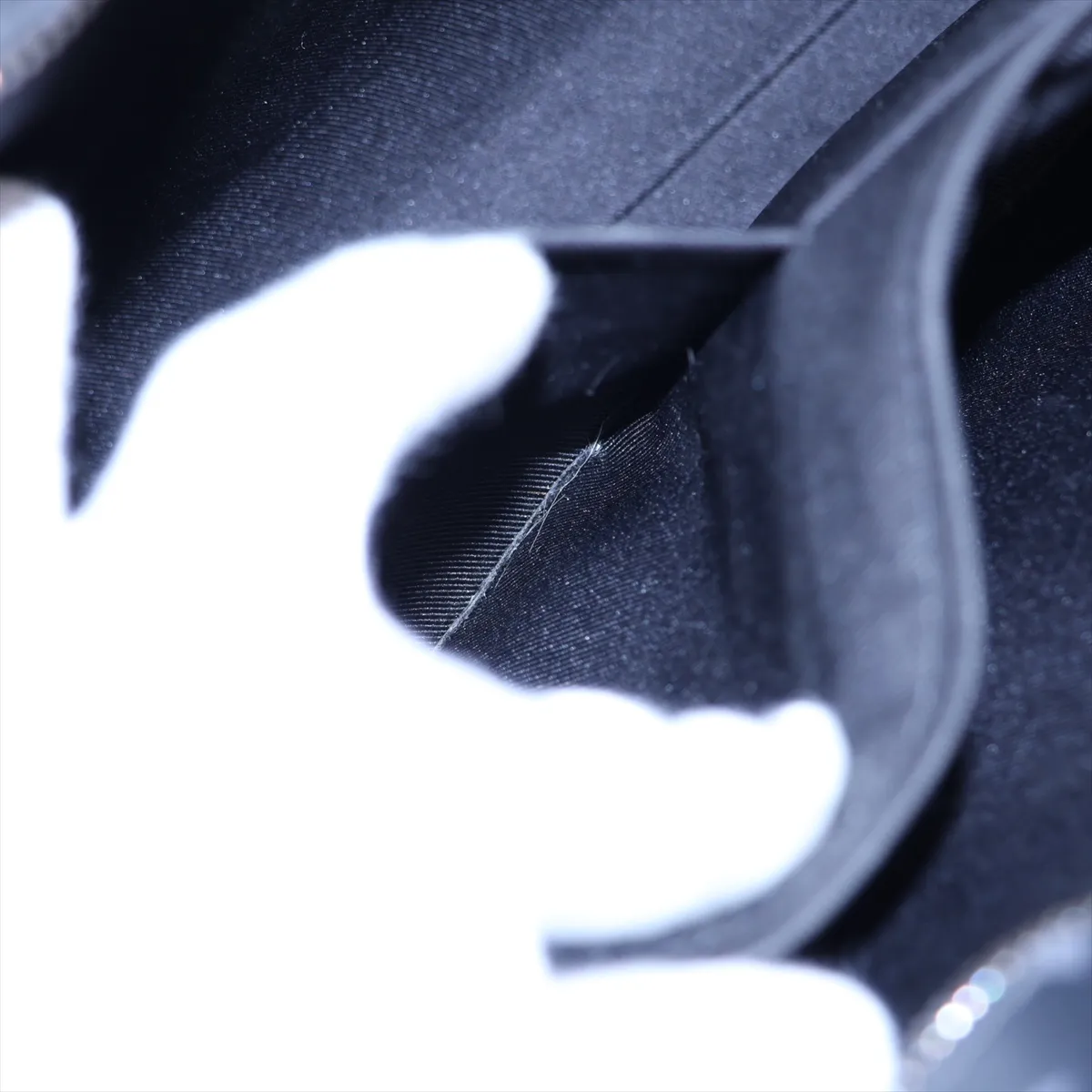 Monogram Eclipse Sac Plat Horizontal Zip M11742 (Serial Number Unknown) Black (Other Model Strap) — view 10