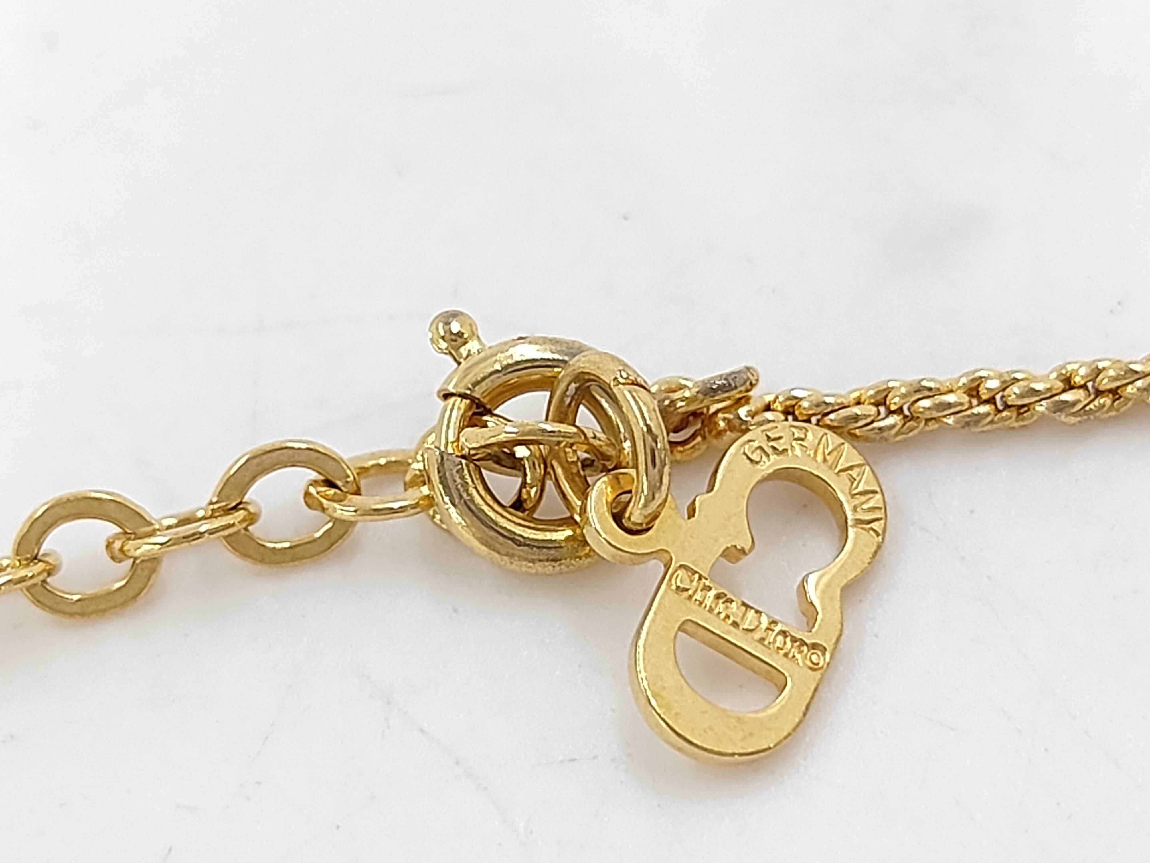necklace — view 4