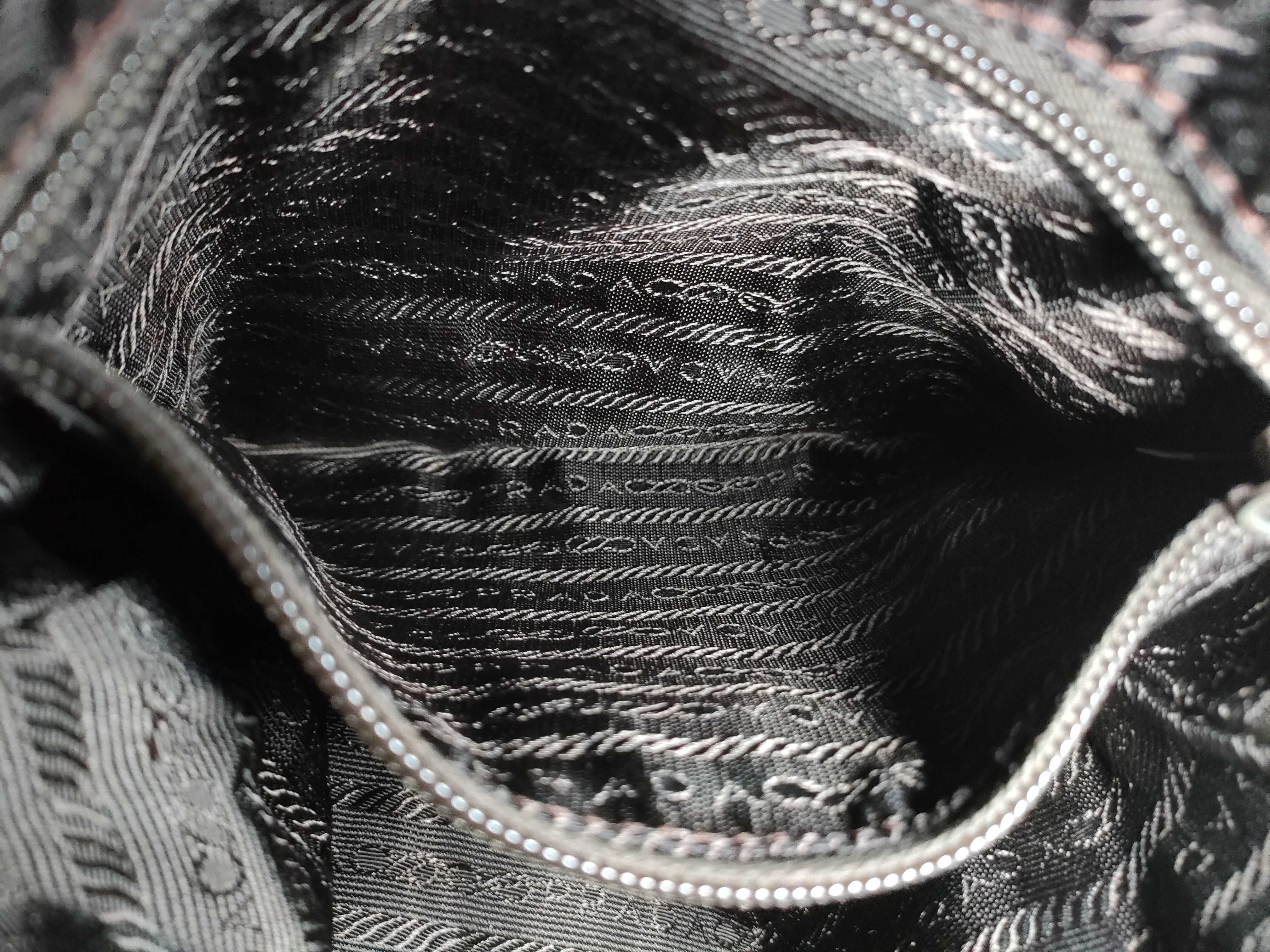 shoulder bag (as intended) — view 11