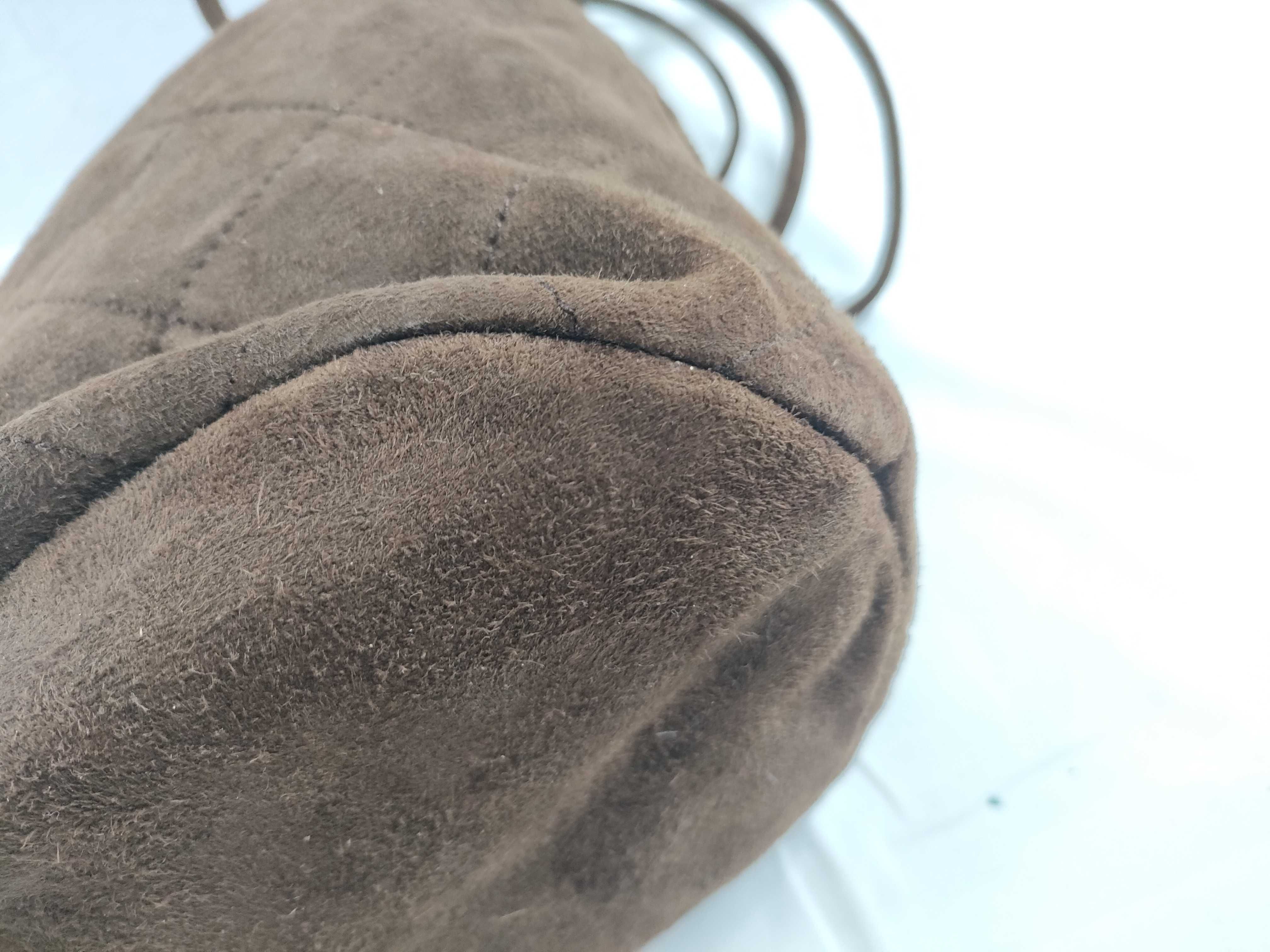 shoulder bag (as intended) — view 5