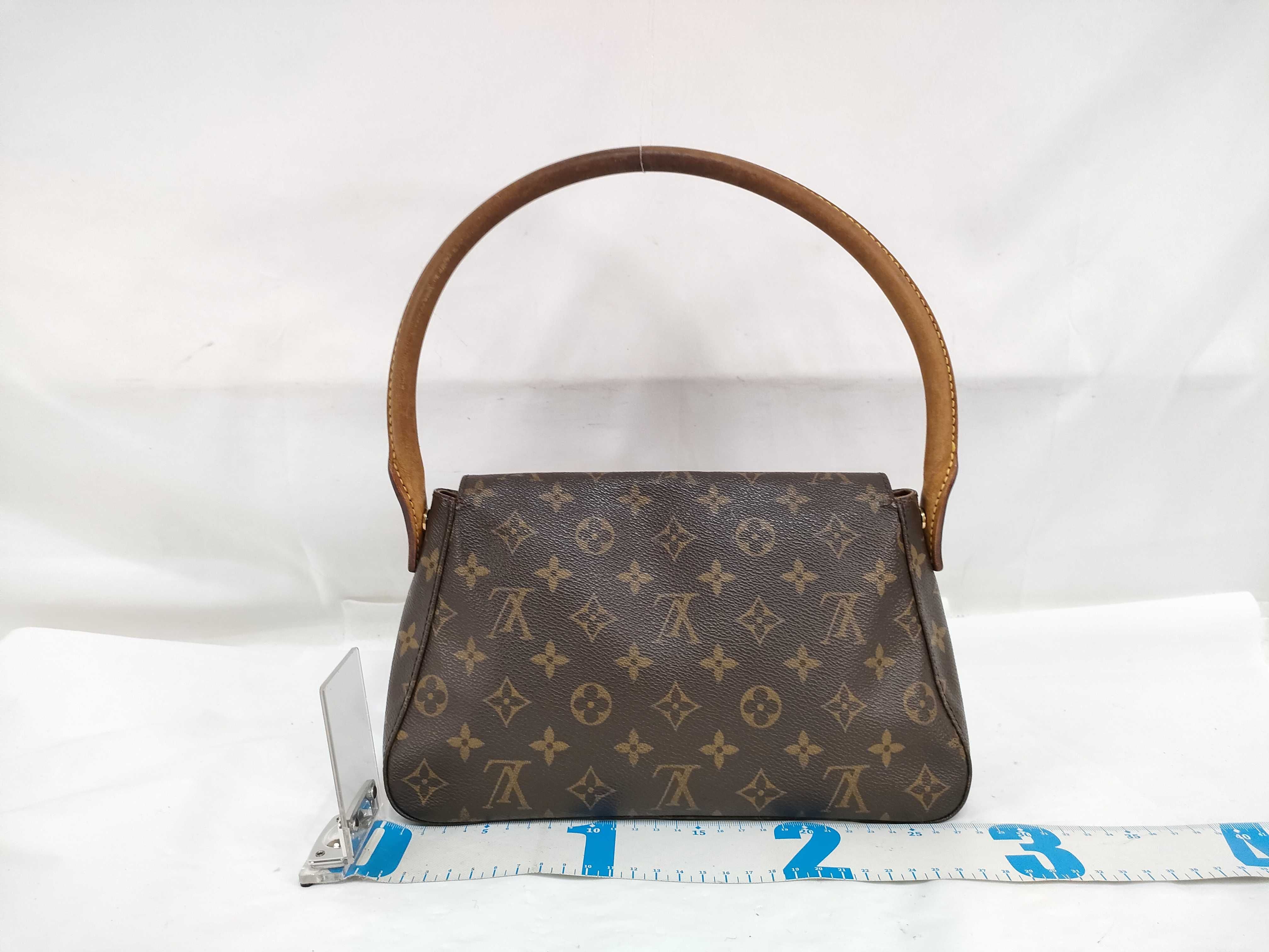 Monogram Louis Vuitton Monogram Mini Looping M51147 Handbag — view 2