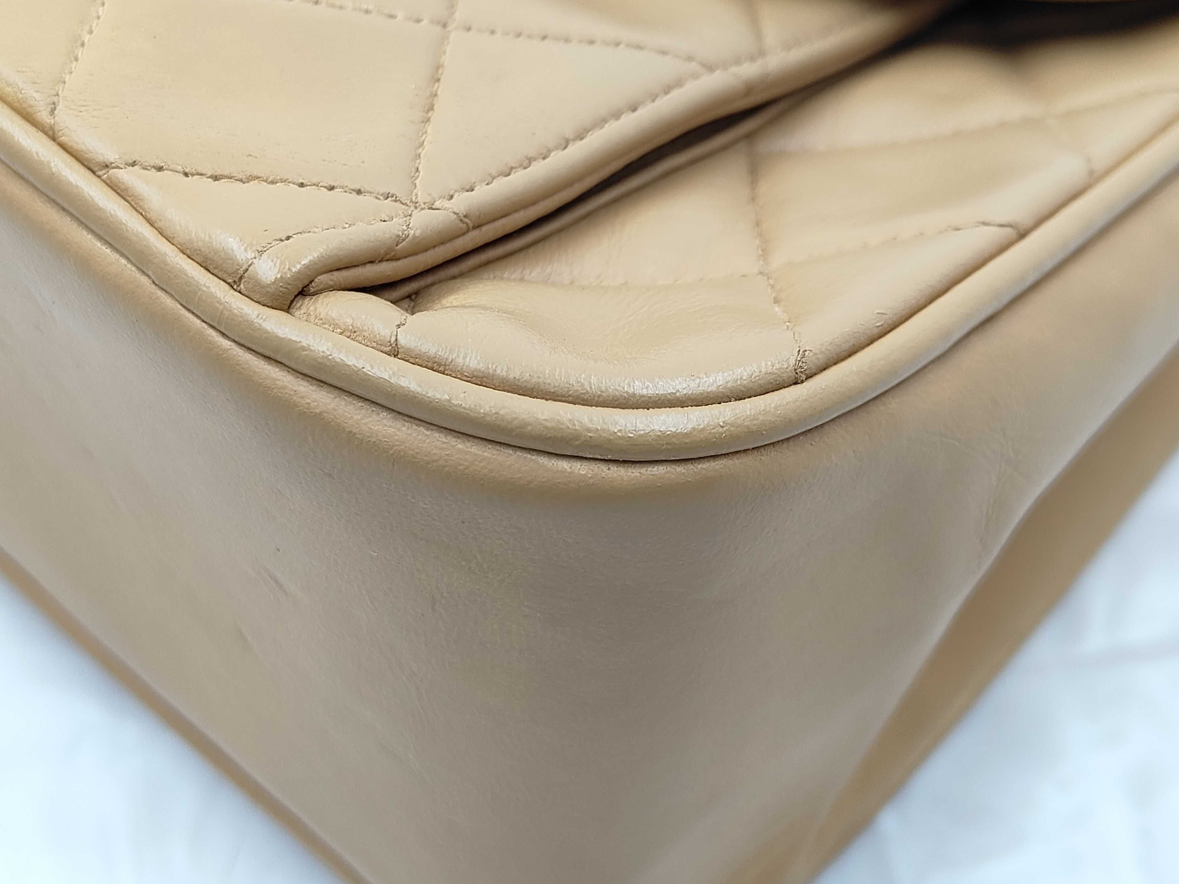 Matelassé Lambskin Single Flap Chain Bag with Gold Hardware Shoulder Bag — view 5