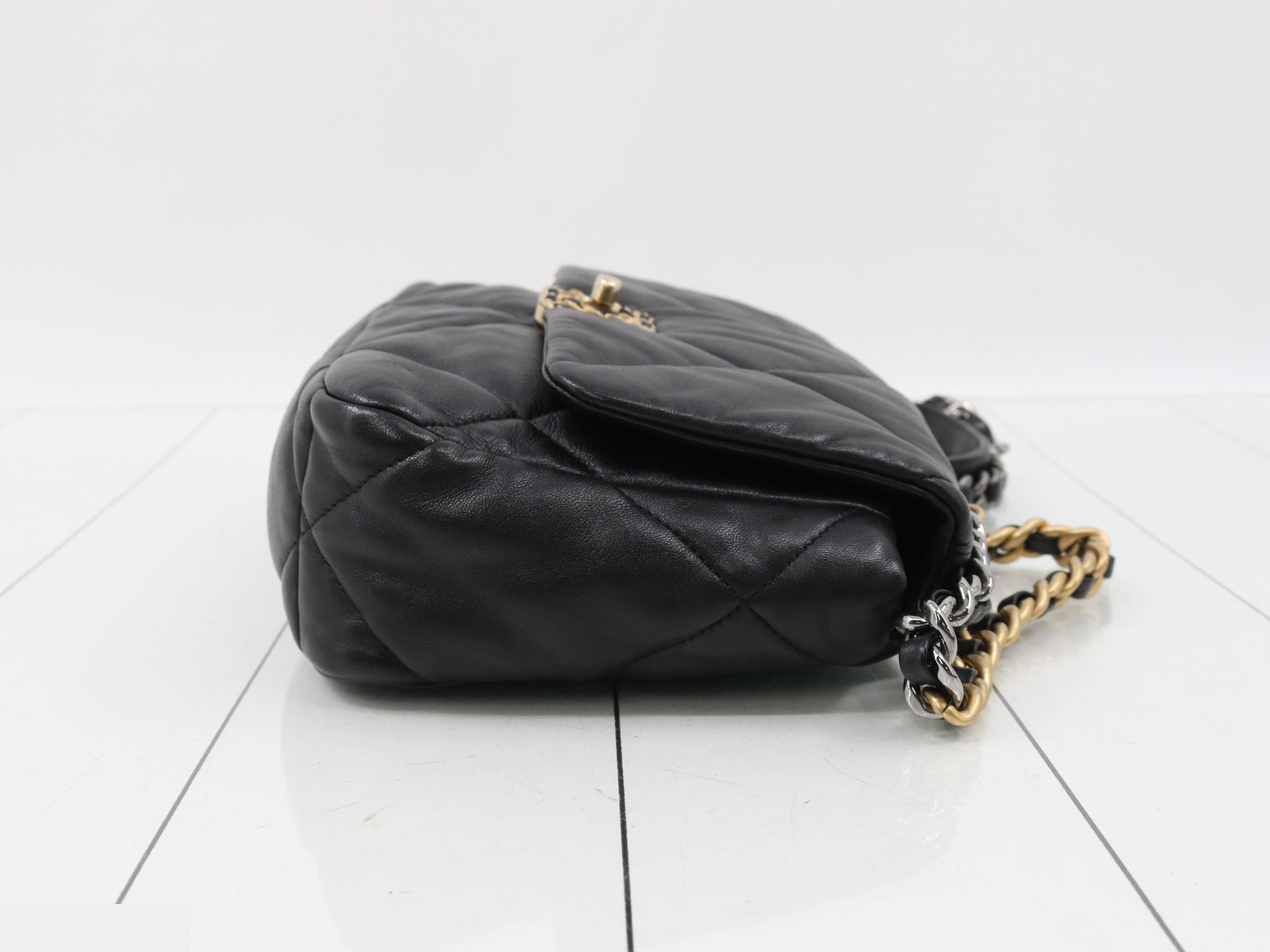 19. Lambskin Shoulder Bag, Matelassé, Black — view 3