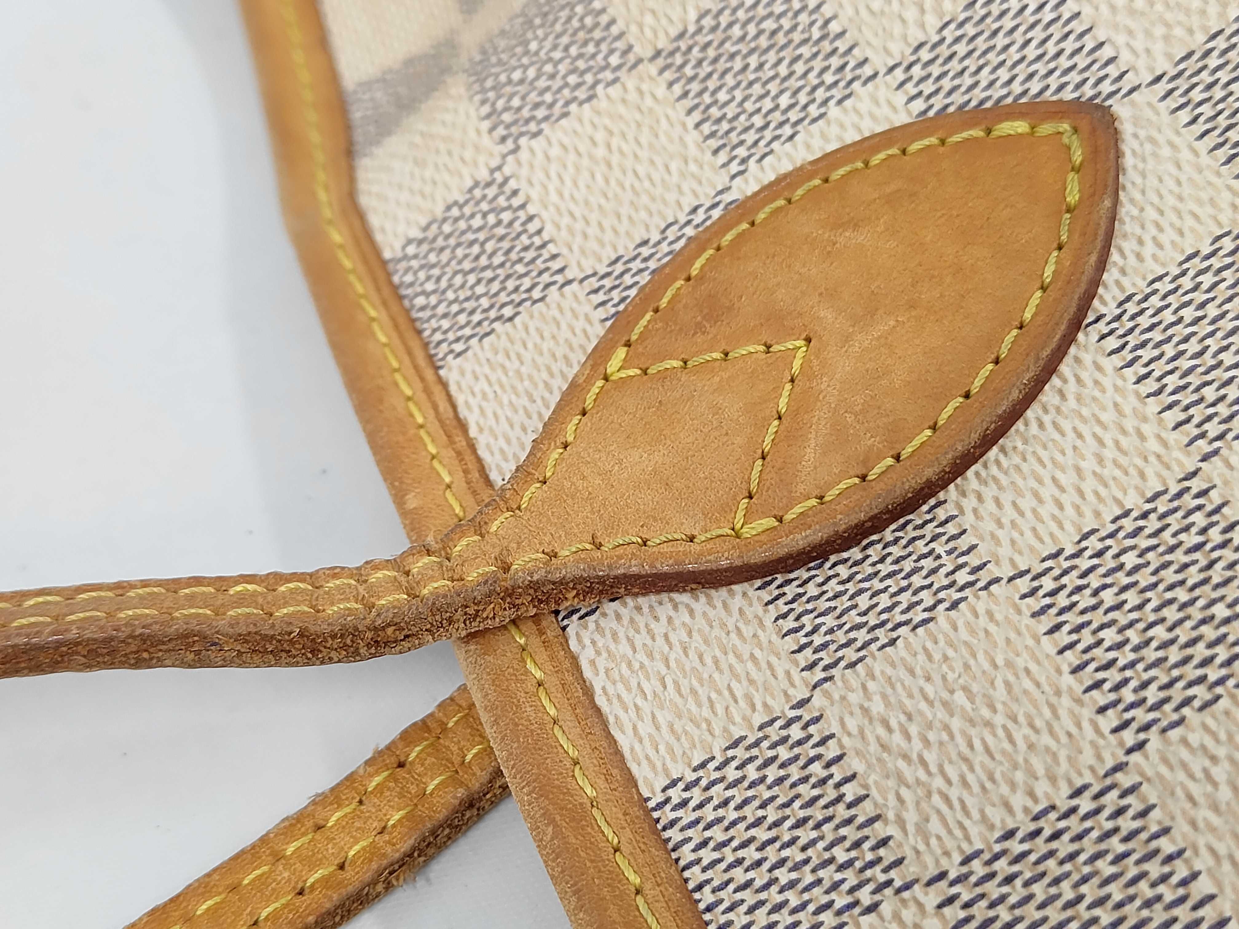Damier Azur Neverfull MM Tote Shoulder Tote Bag — view 6