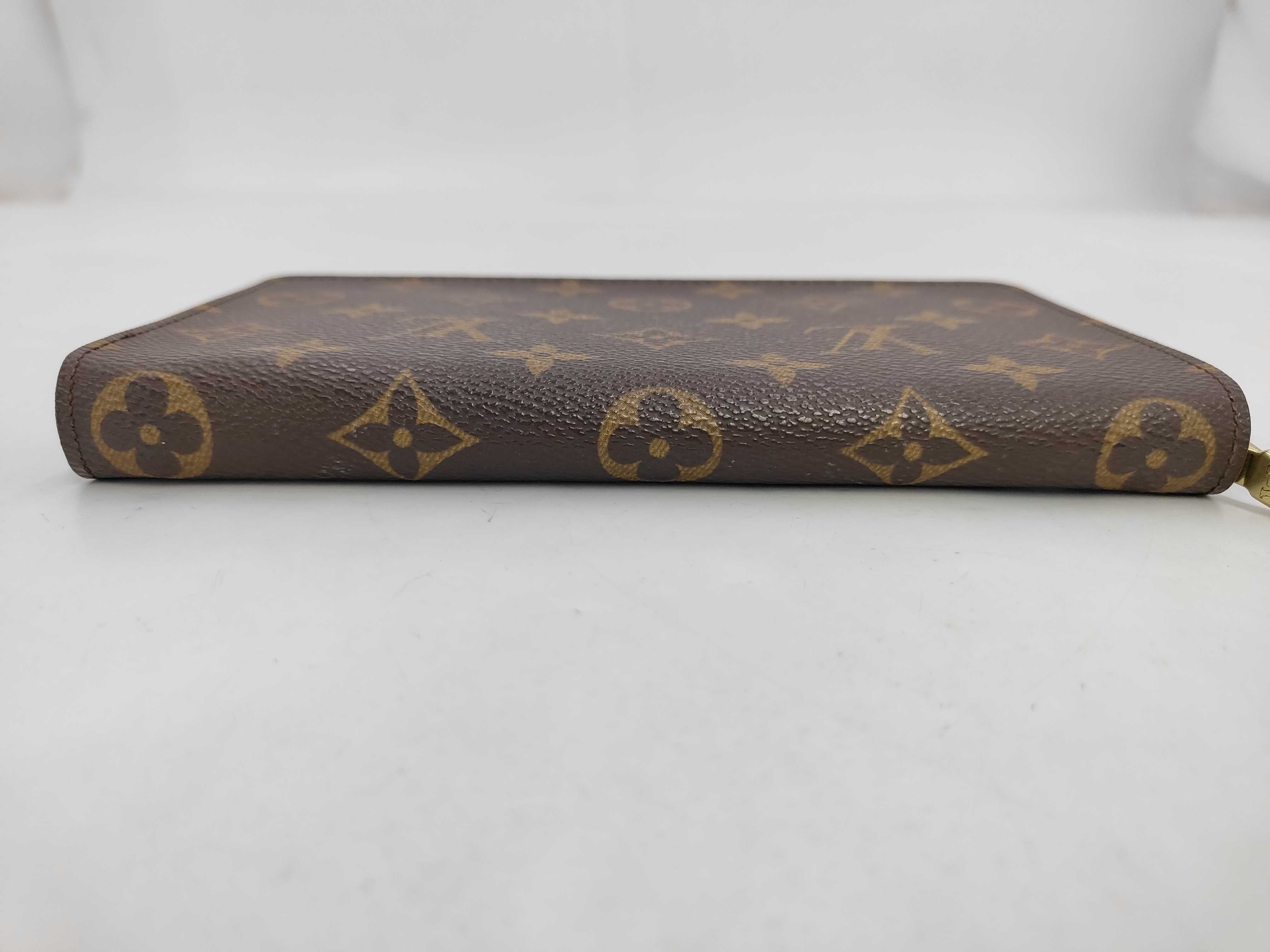 Monogram Louis Vuitton Monogram Portemonnaie Zip TH0044 Wallet — view 3