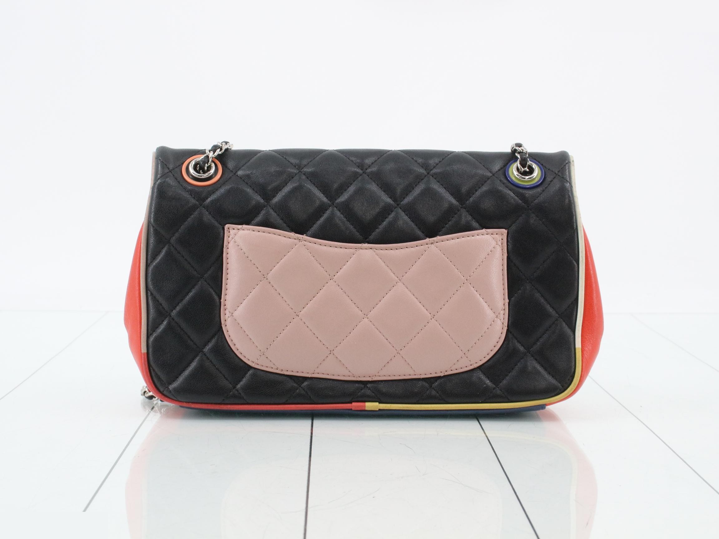 Matelassé (bag) - Shoulder bag — view 2
