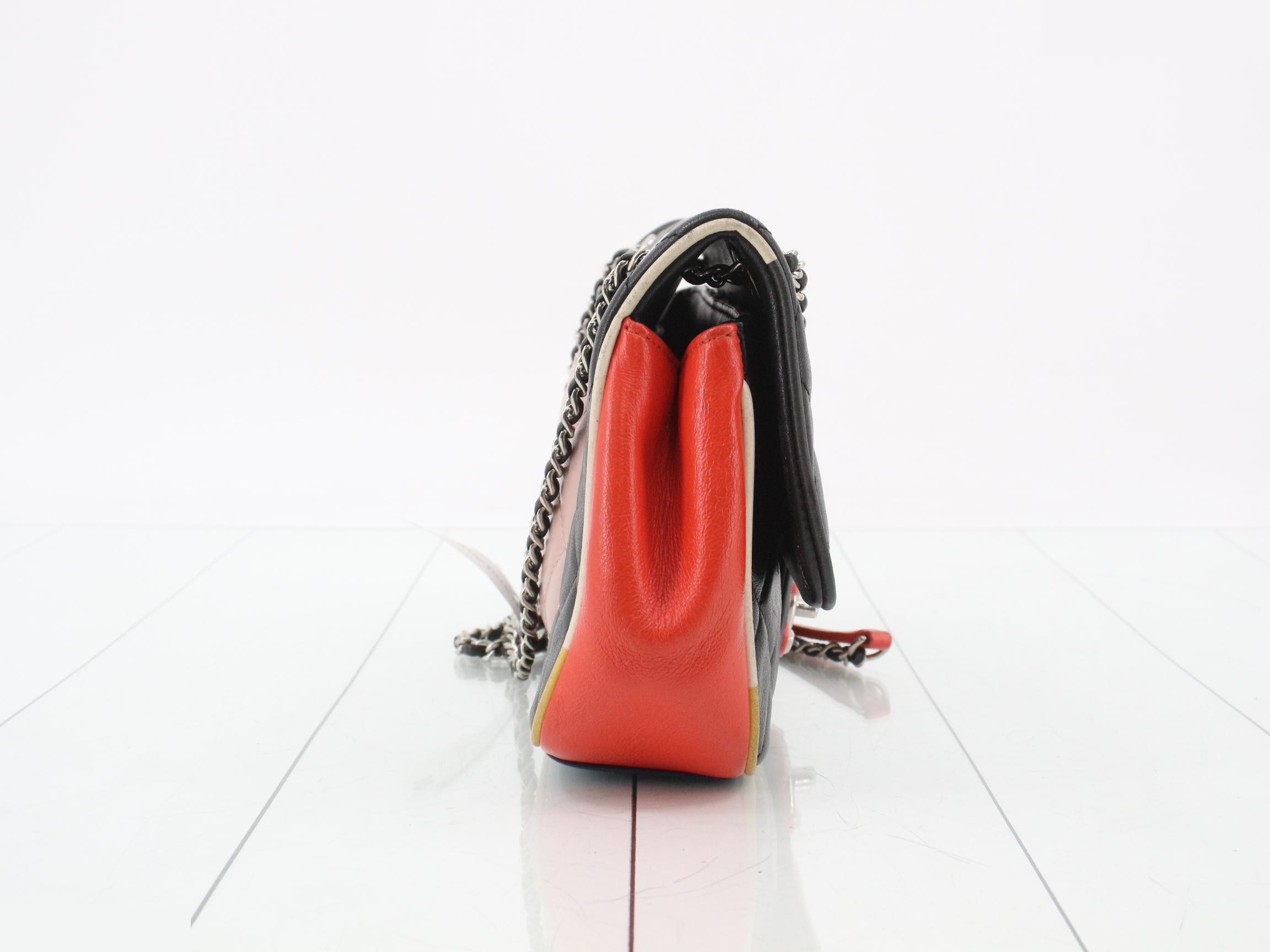 Matelassé (bag) - Shoulder bag — view 4