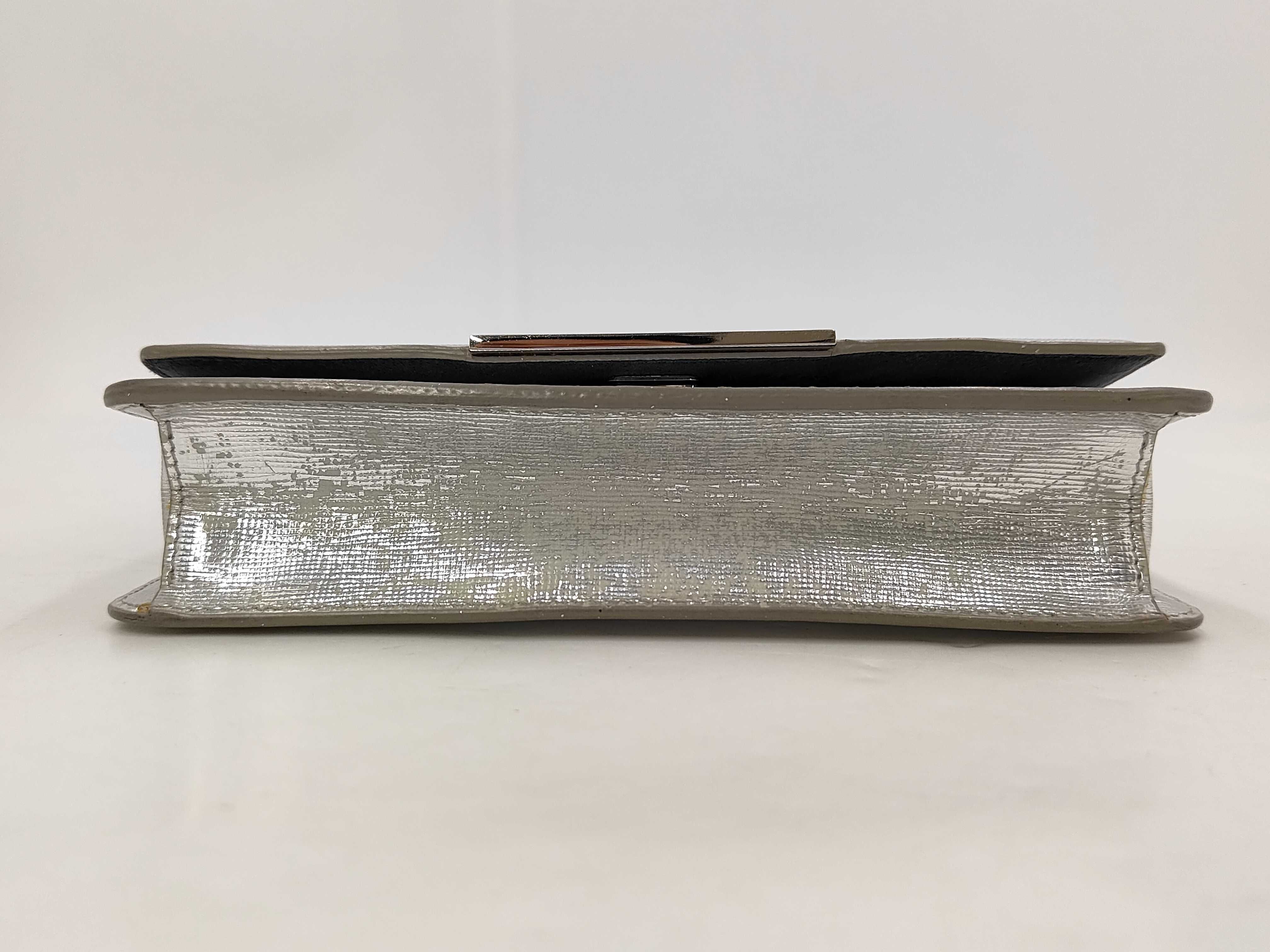 Chain Shoulder Bag — view 3