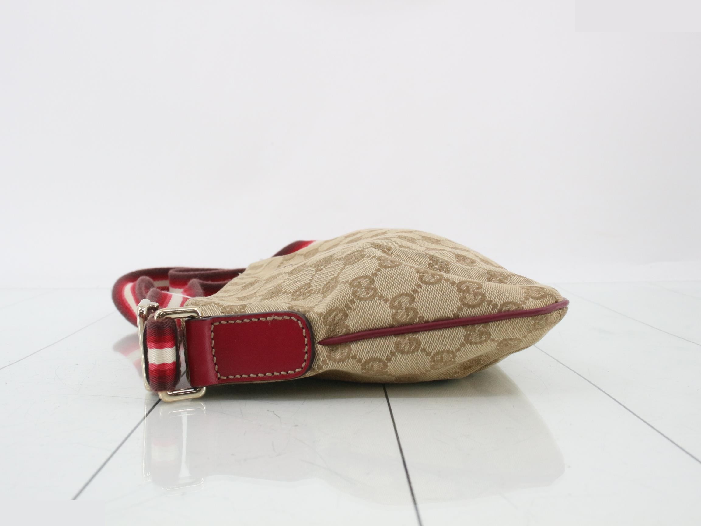canvas shoulder bag, red, 189749, 001998 — view 4
