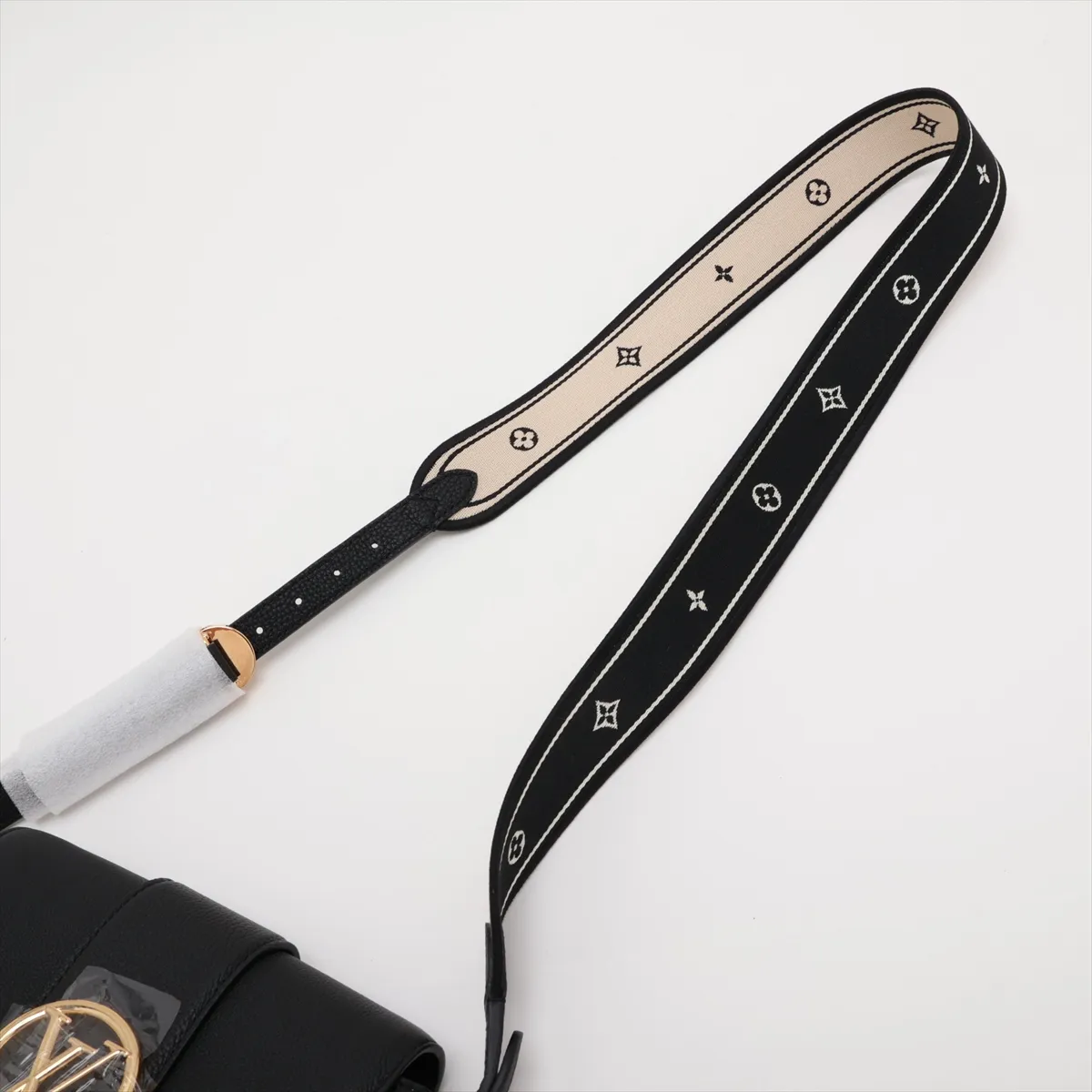 LV logo Pont Neuf Soft PM M58727 Black (RFID detected) — view 5