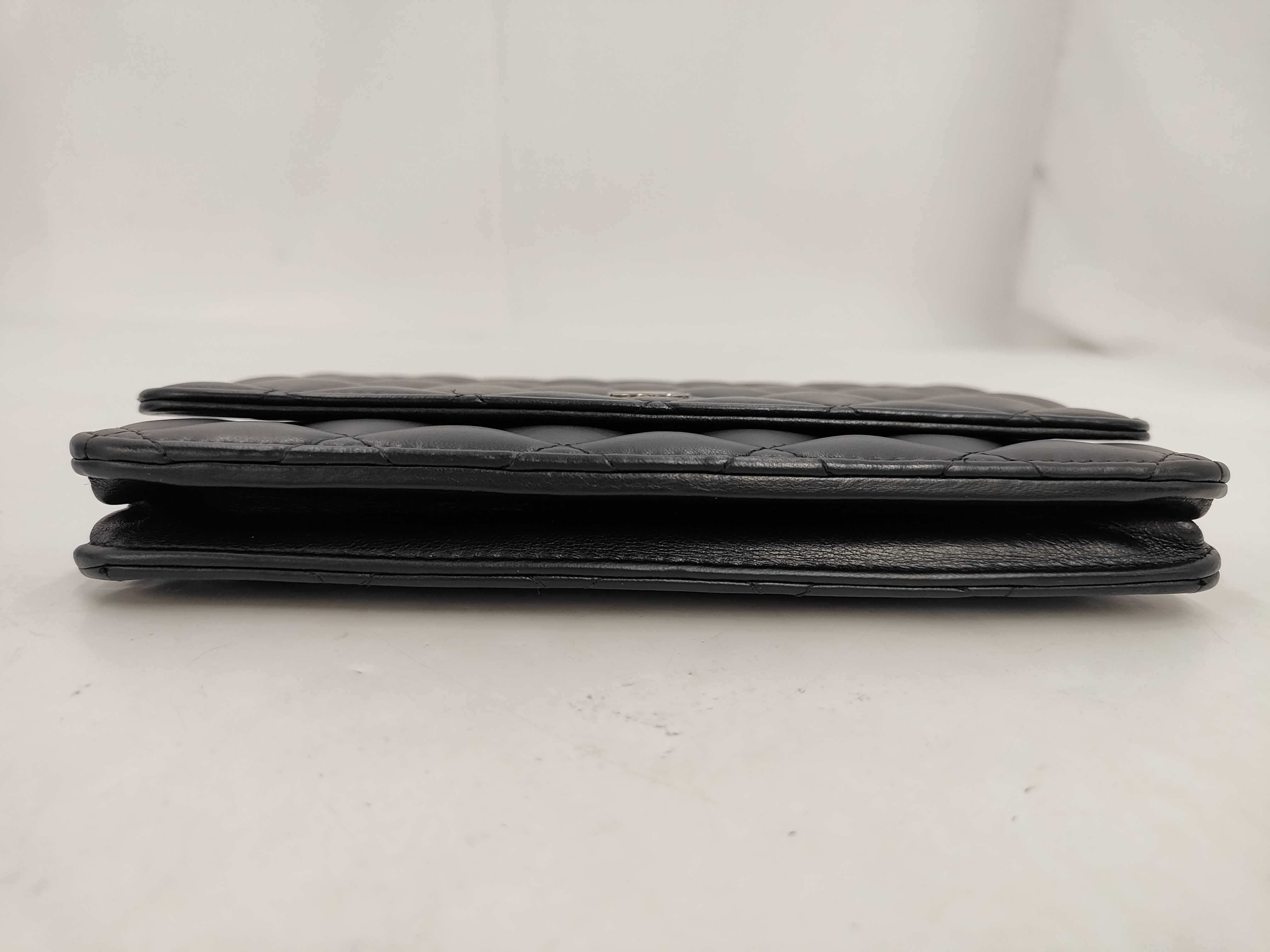 Matelassé Chain Wallet Shoulder Bag — view 3
