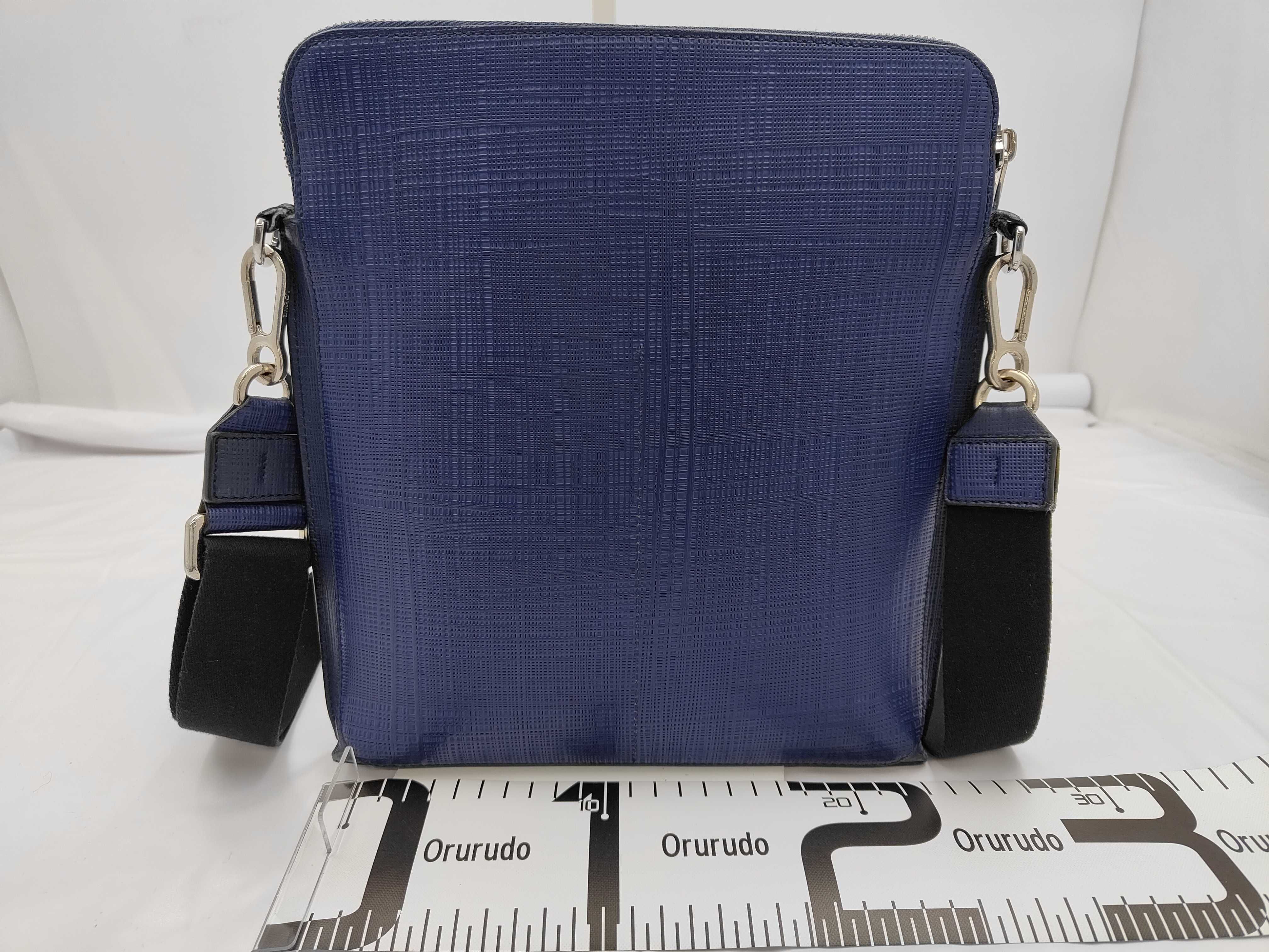 shoulder bag — view 2