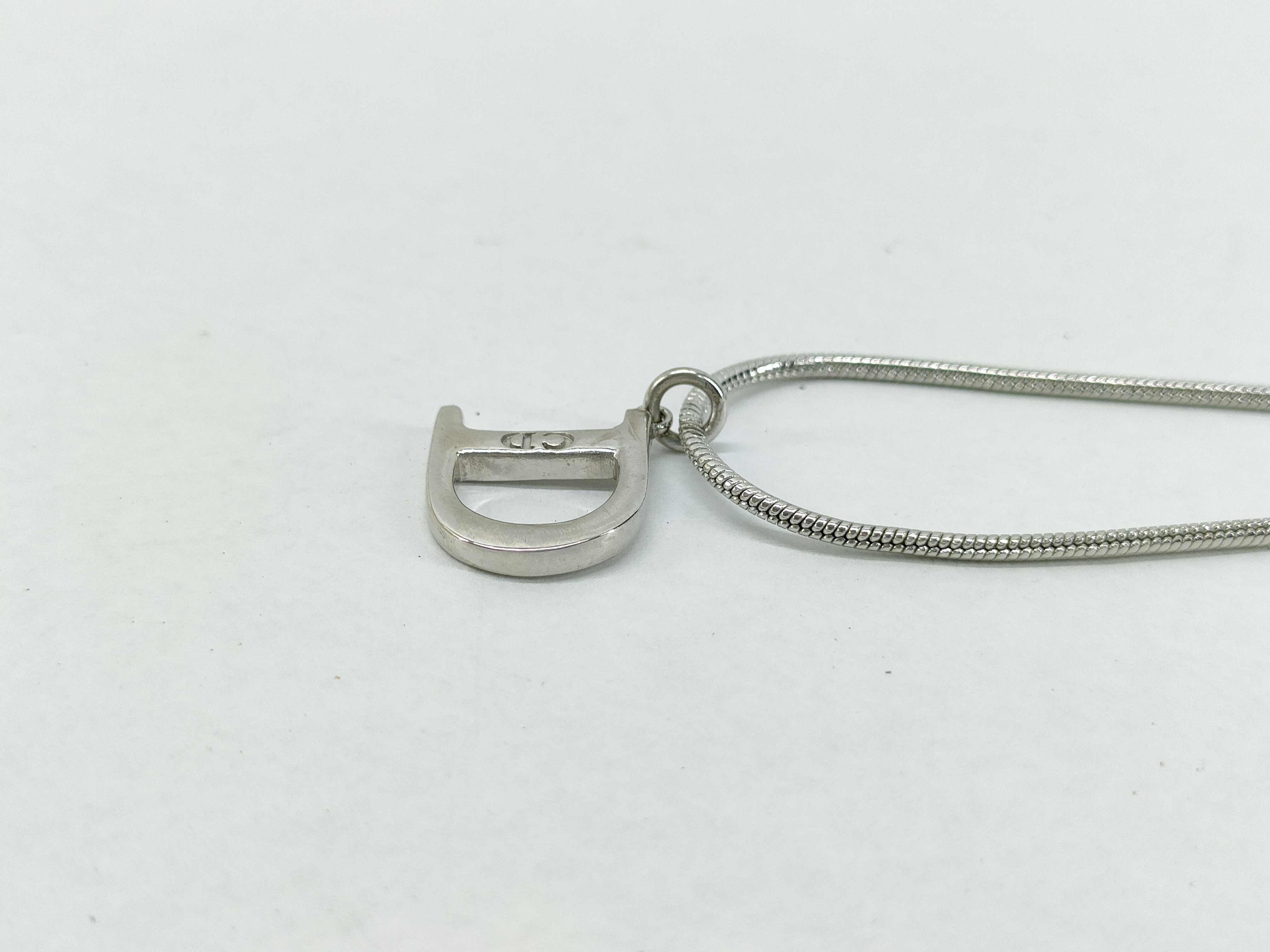 accessories necklace — view 3