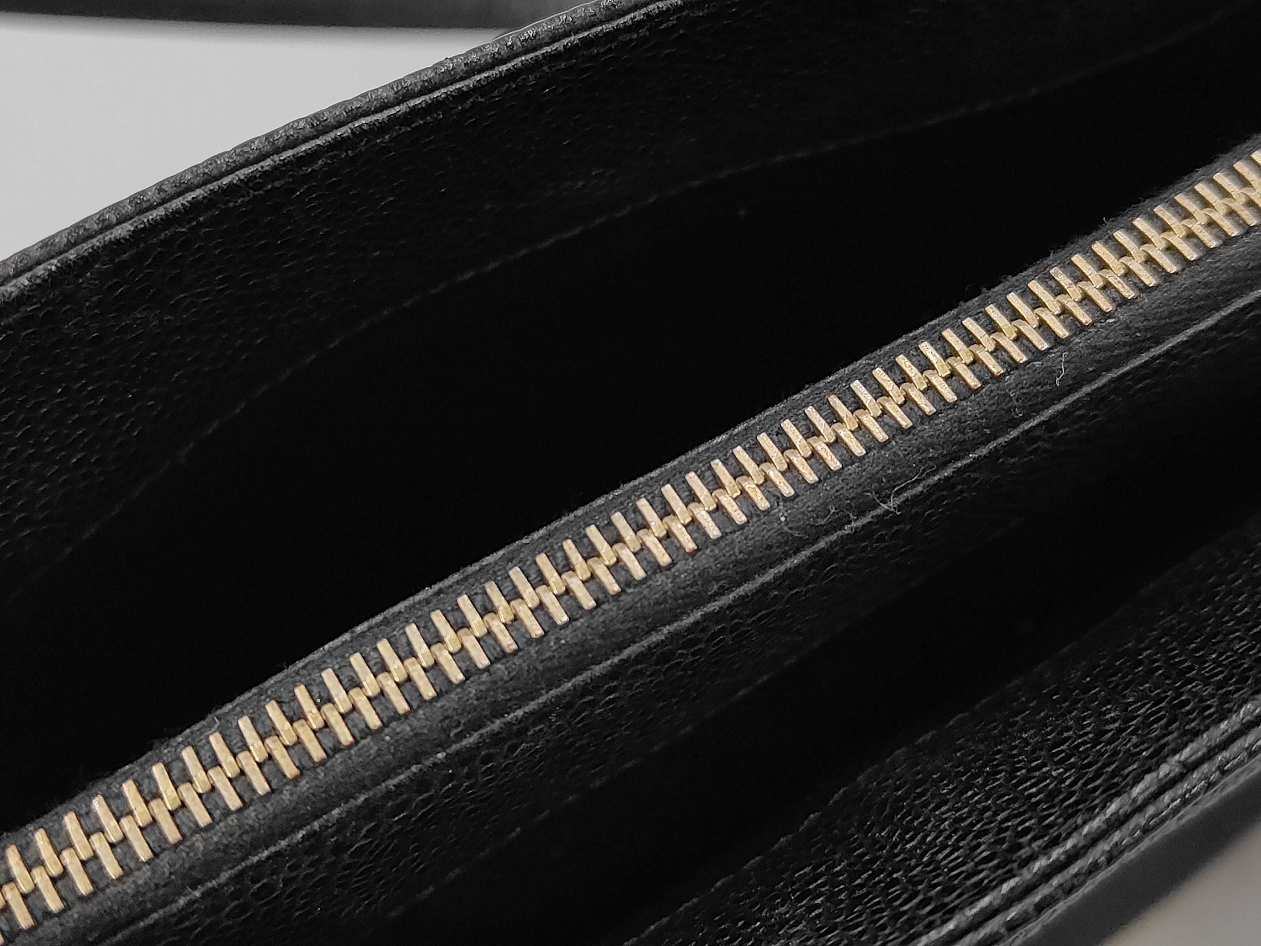 Caviar Skin Turnlock Tote/Shoulder Bag (Serial Number 3) — view 8