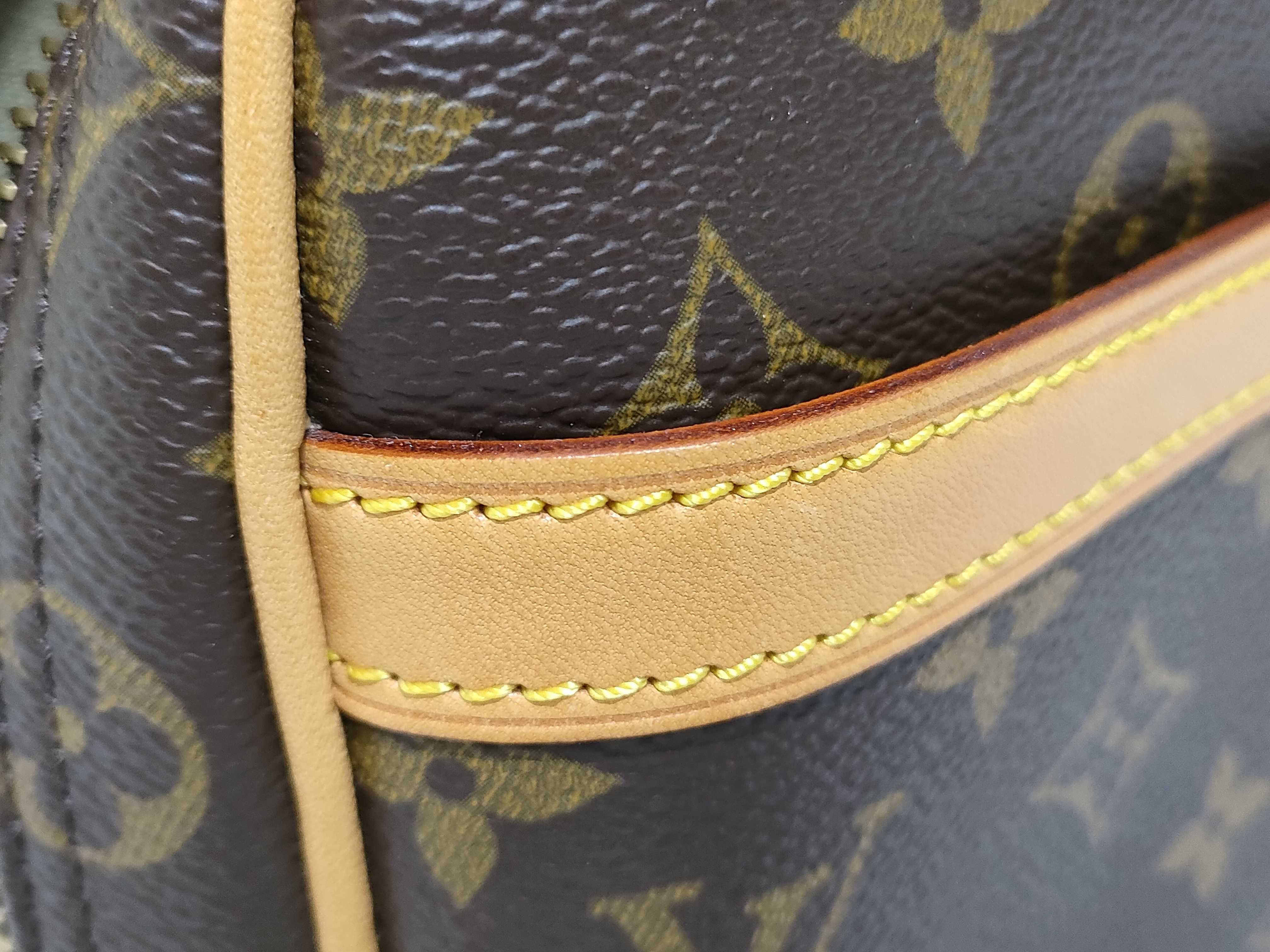 Monogram LOUIS VUITTON Reporter PM Shoulder Bag — view 13