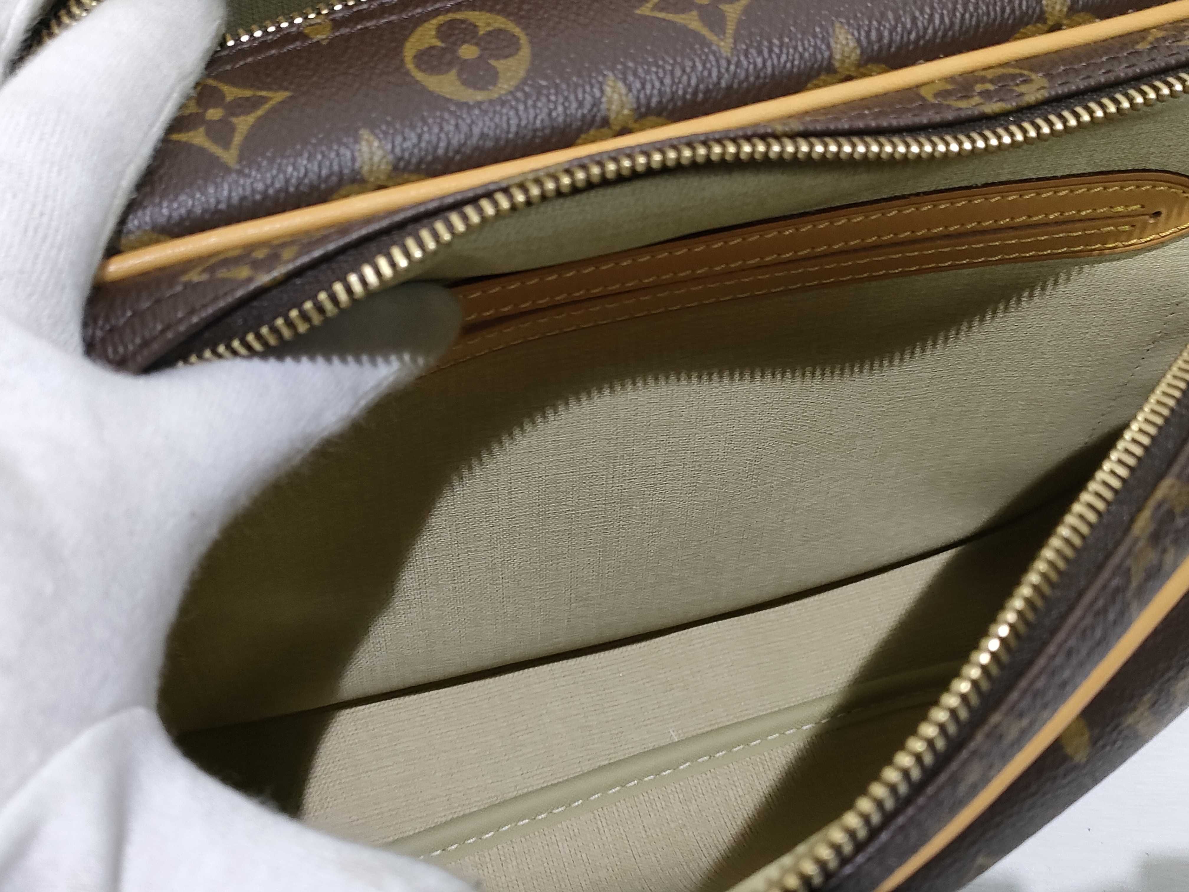 Monogram LOUIS VUITTON Reporter PM Shoulder Bag — view 9