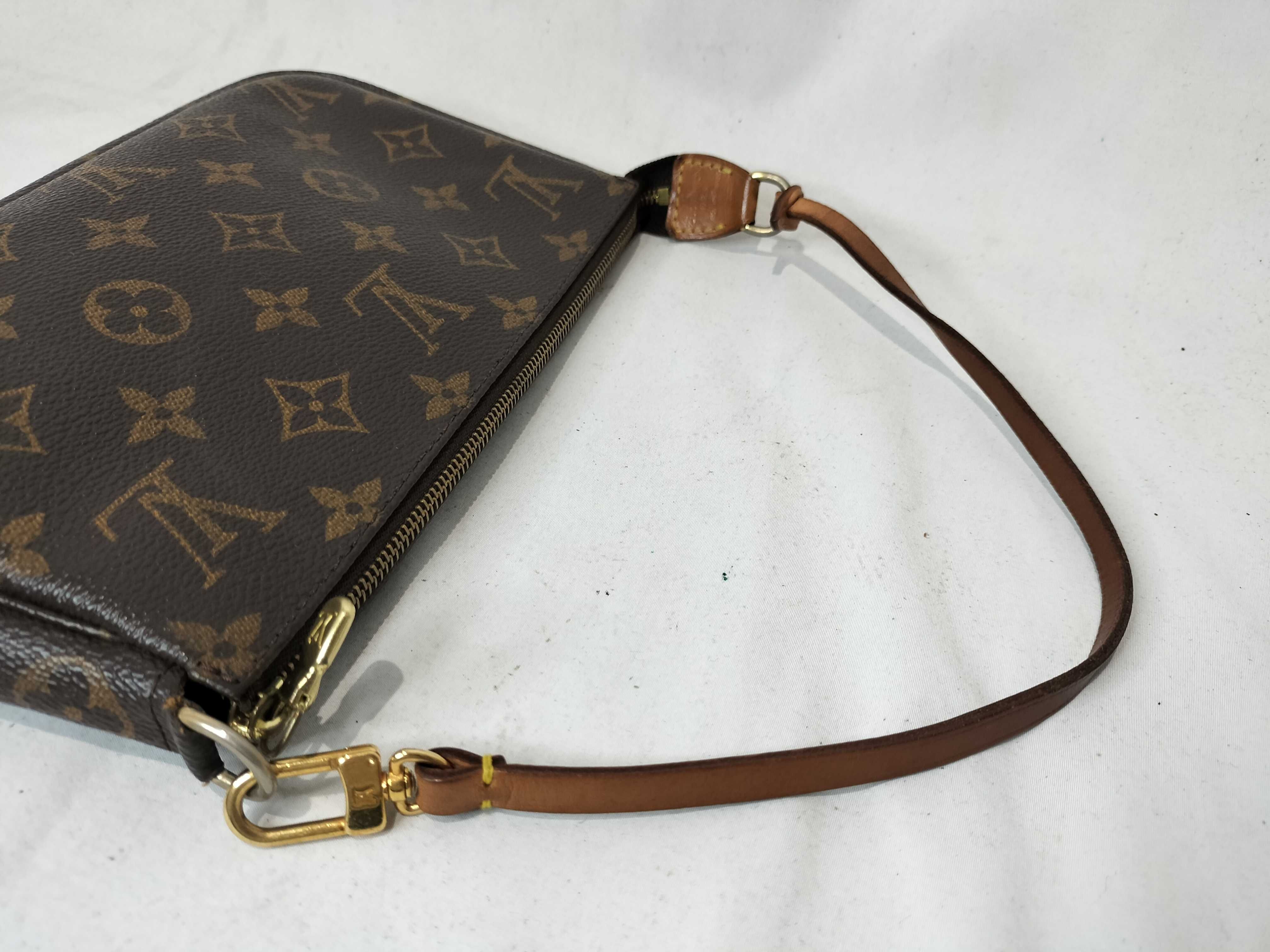 Monogram Pochette Accessoires M51980 AR0010 Brown Handbag — view 3