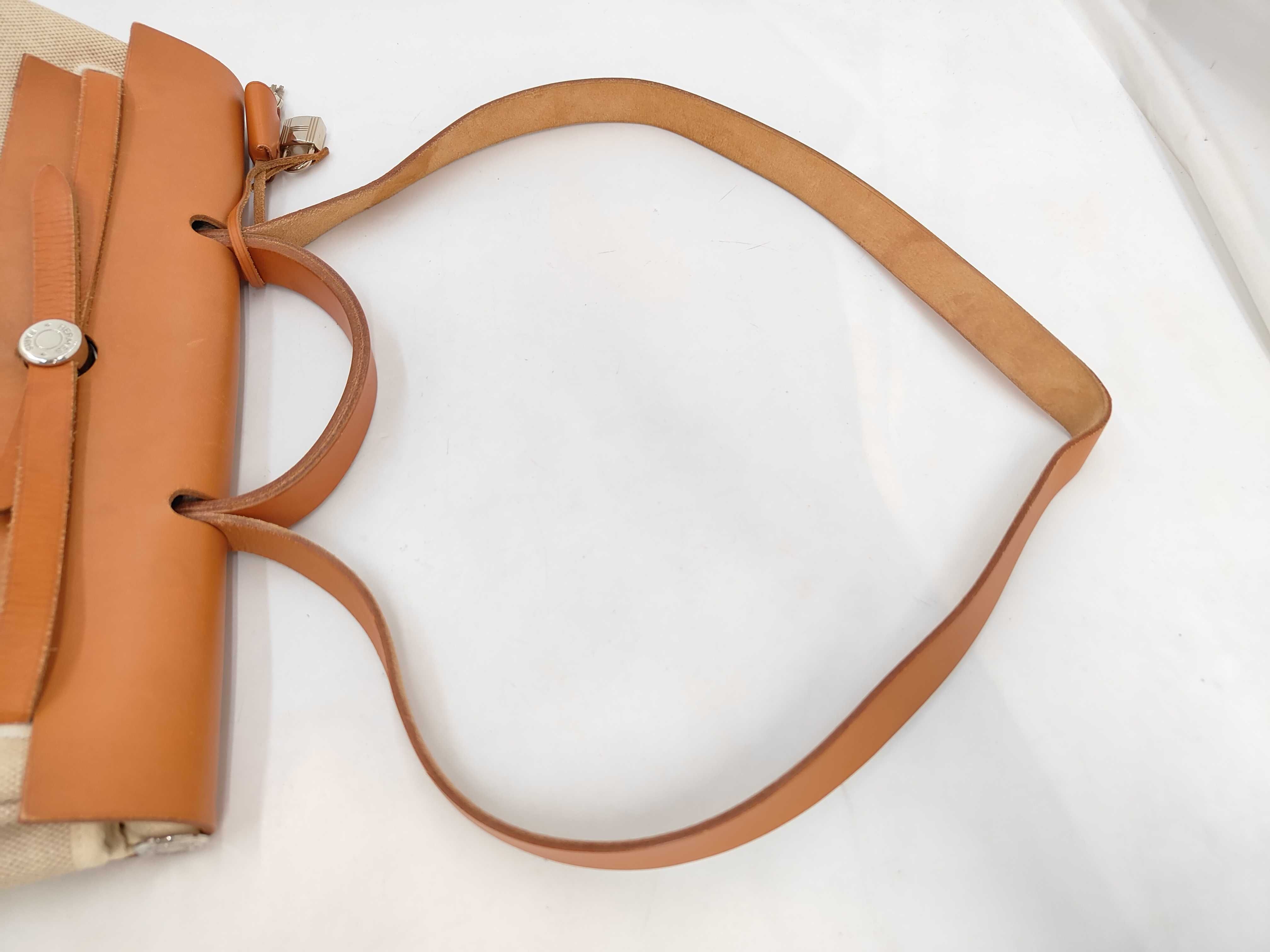Herbag MM Toile H x Vache Hunter Beige x Natural Silver Hardware C: 1999 Shoulder Bag — view 5
