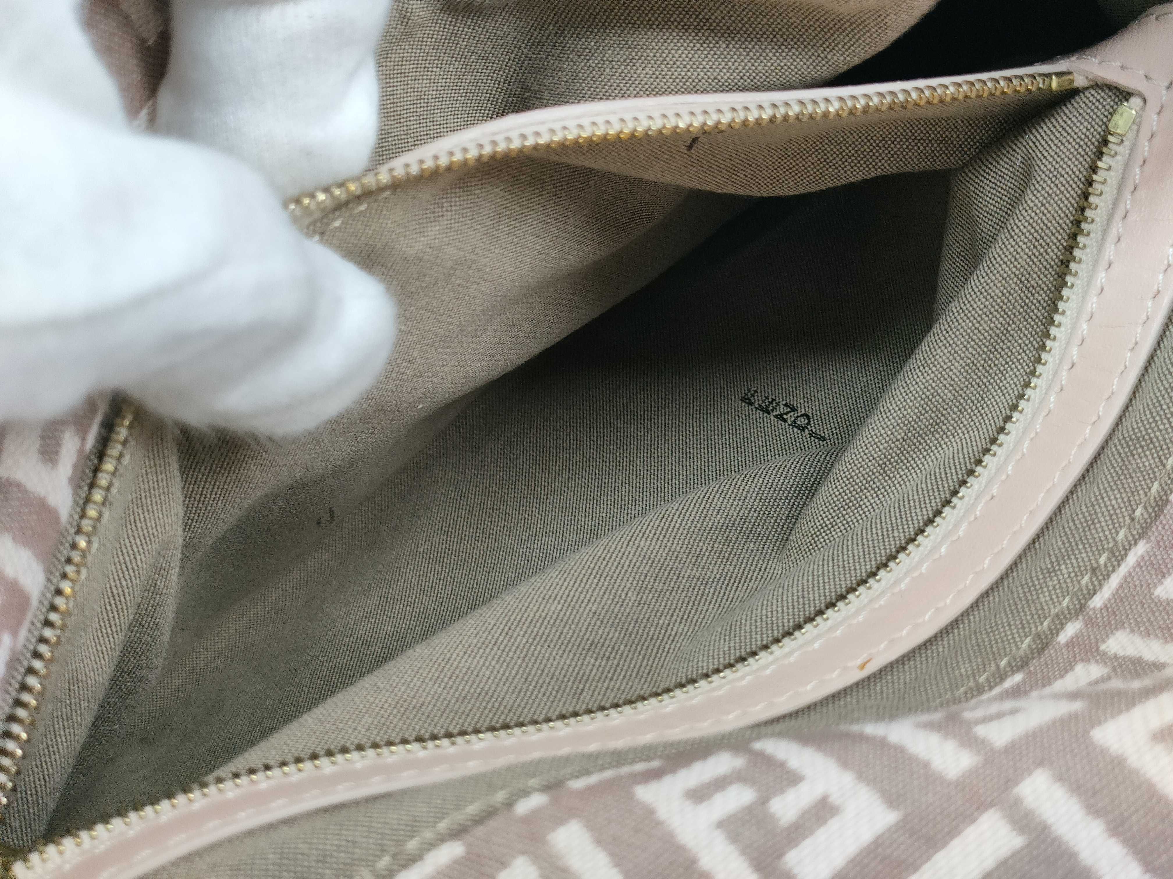 Zucca pattern Fendi bag, pink (with accessories and dust bag) shoulder bag — view 10