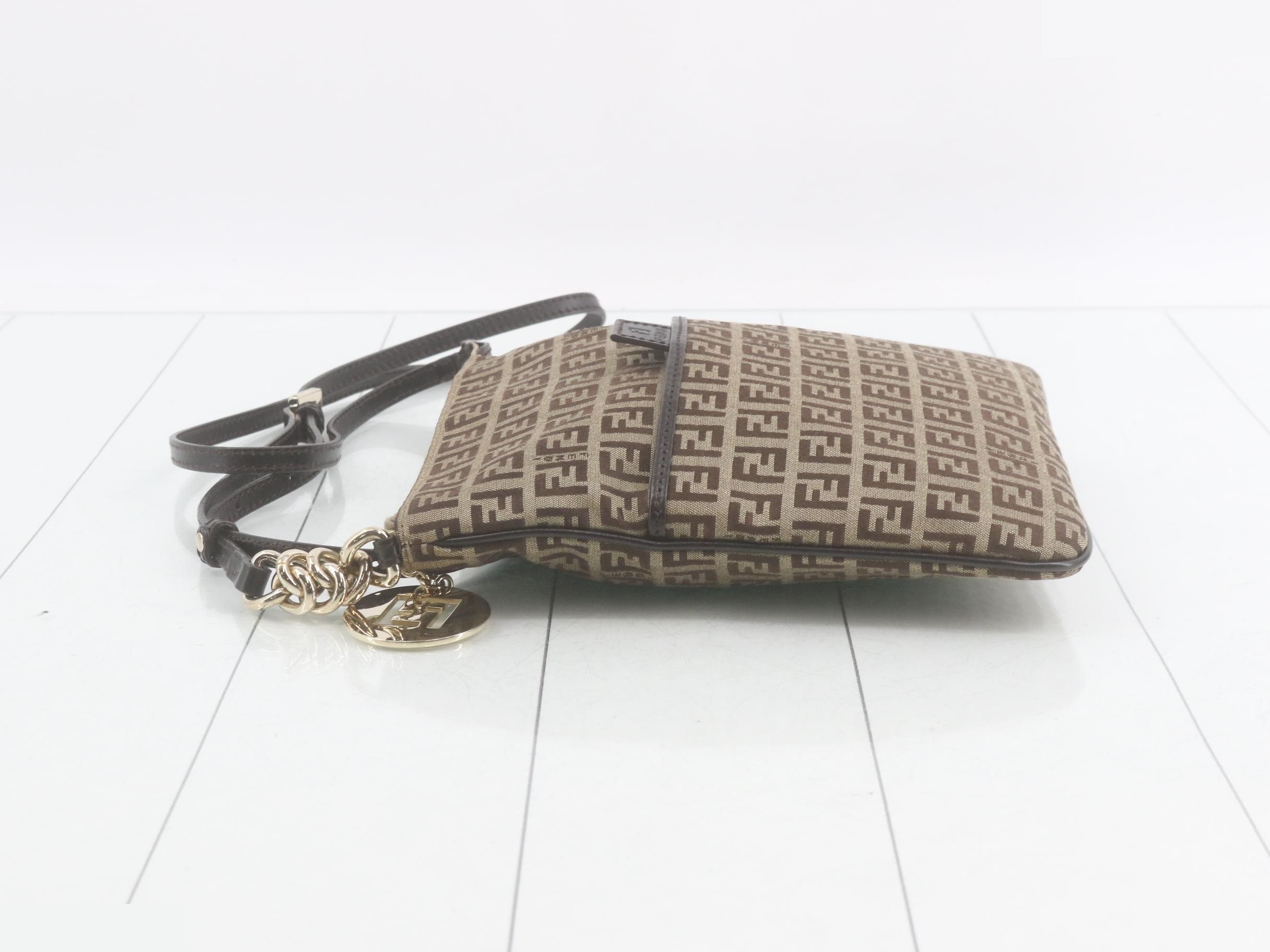 Zucchino Shoulder Bag — view 4