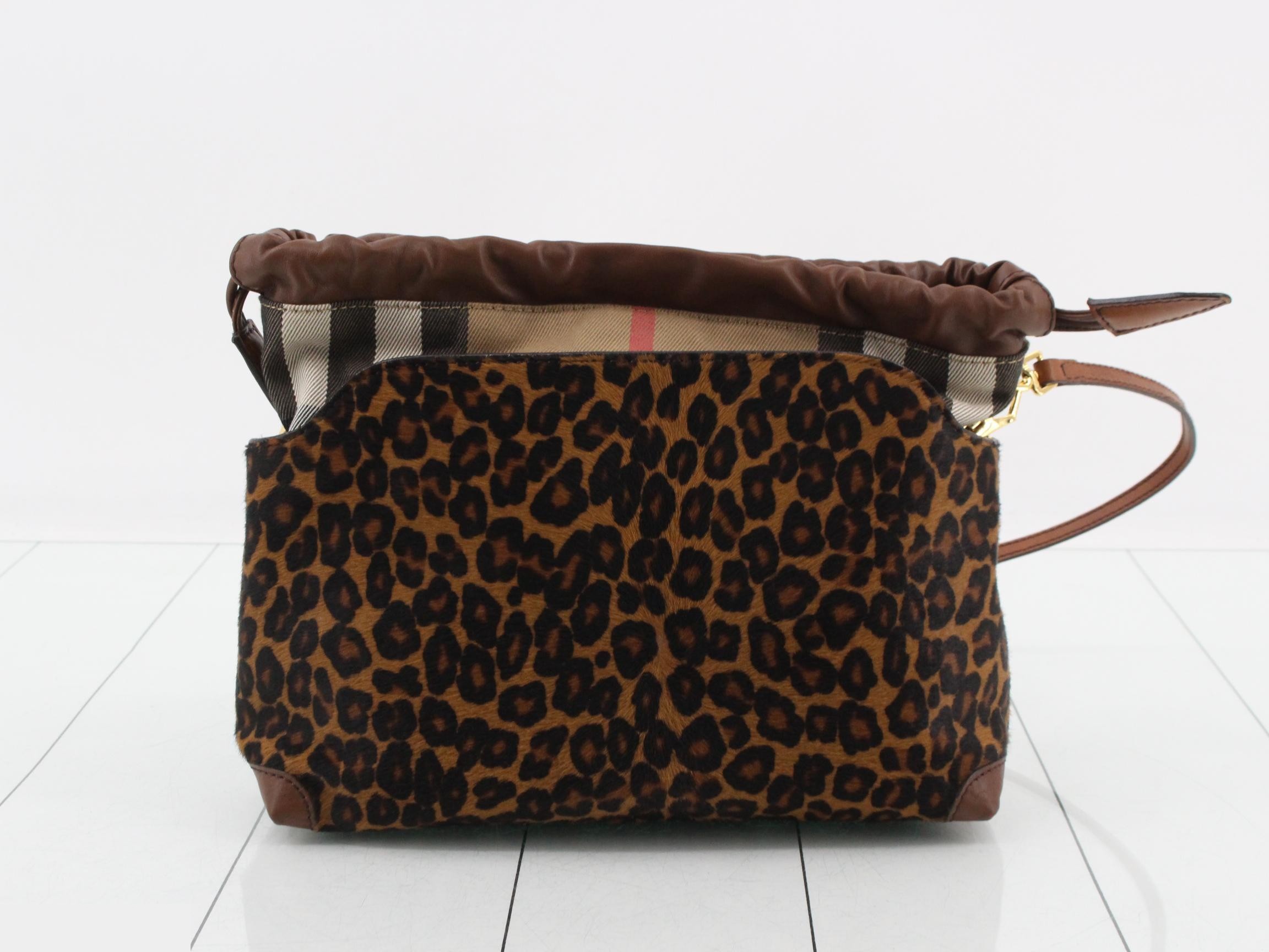 Haircalf leopard print shoulder bag with padlock and key. — view 2