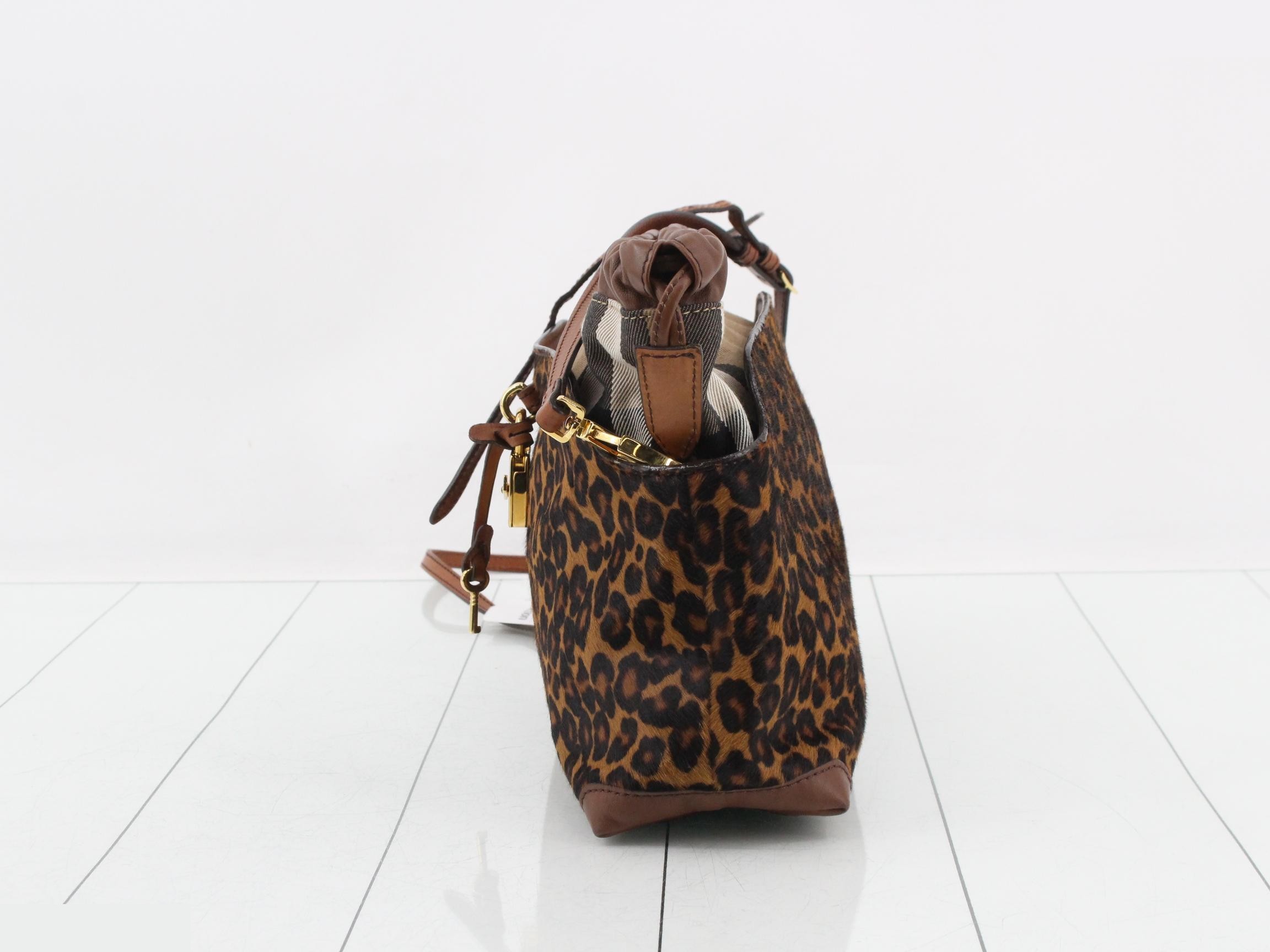 Haircalf leopard print shoulder bag with padlock and key. — view 3