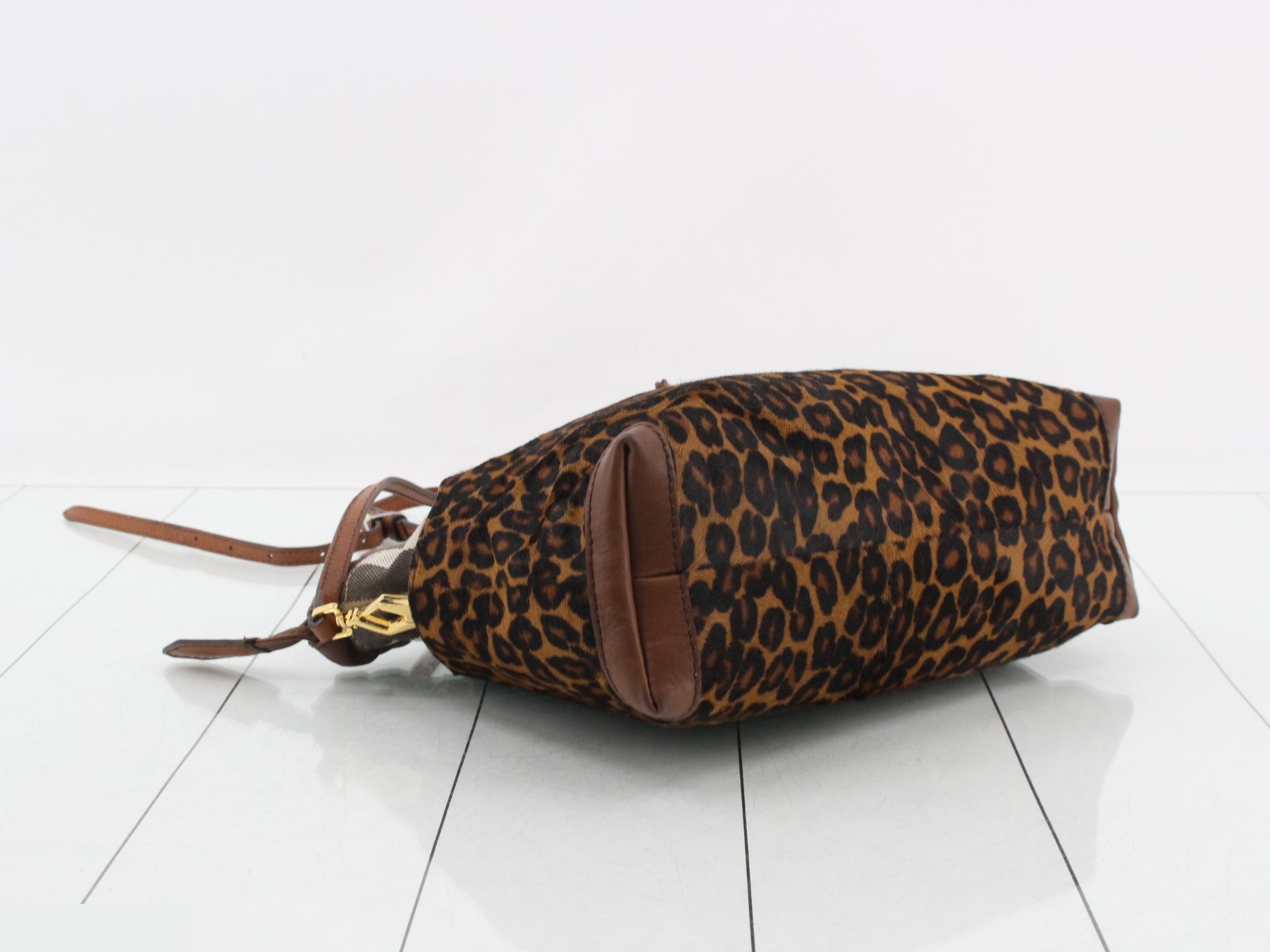 Haircalf leopard print shoulder bag with padlock and key. — view 5