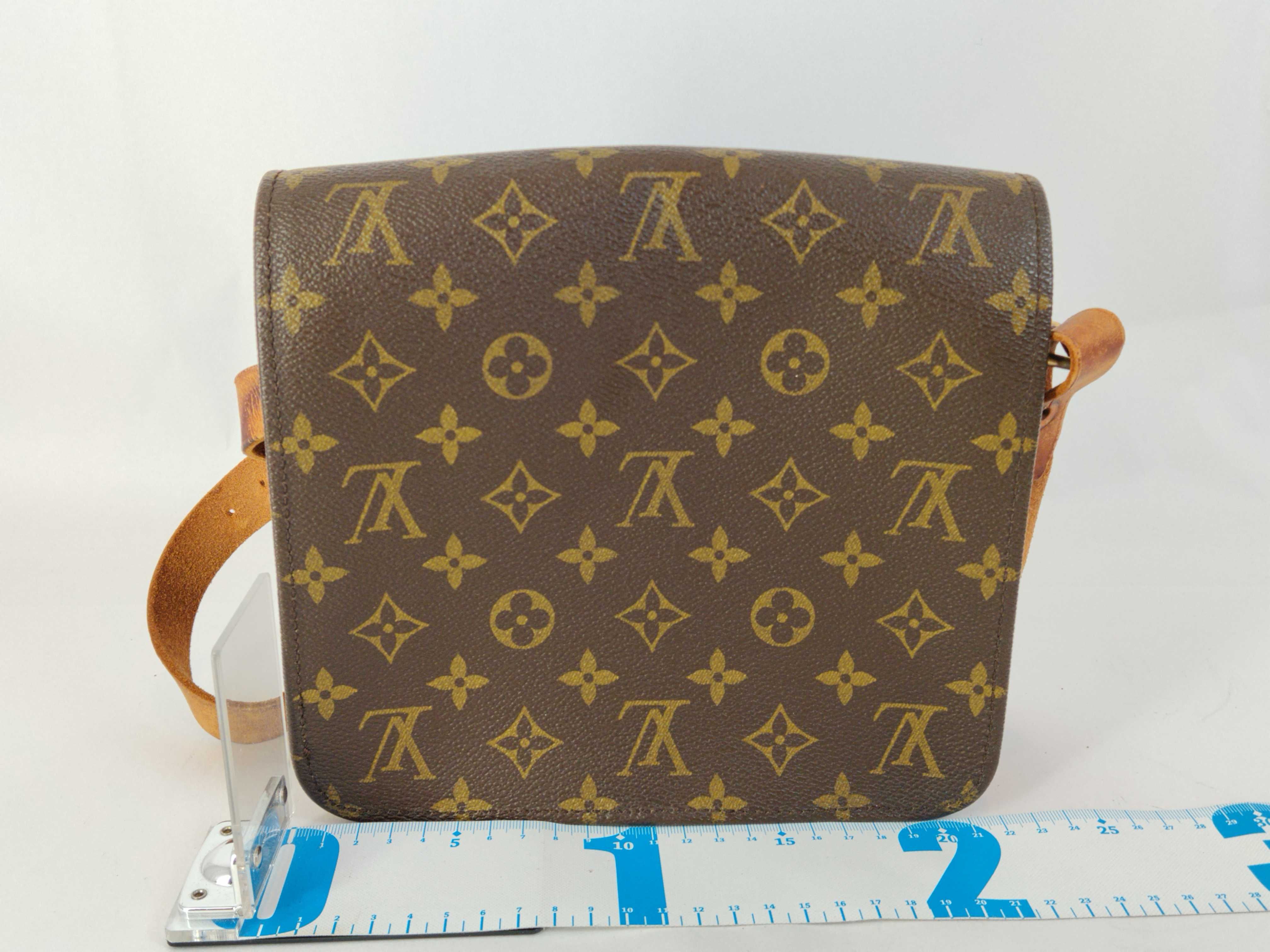 Monogram Louis Vuitton Monogram Cartouchiere MM 823 Shoulder Bag — view 2